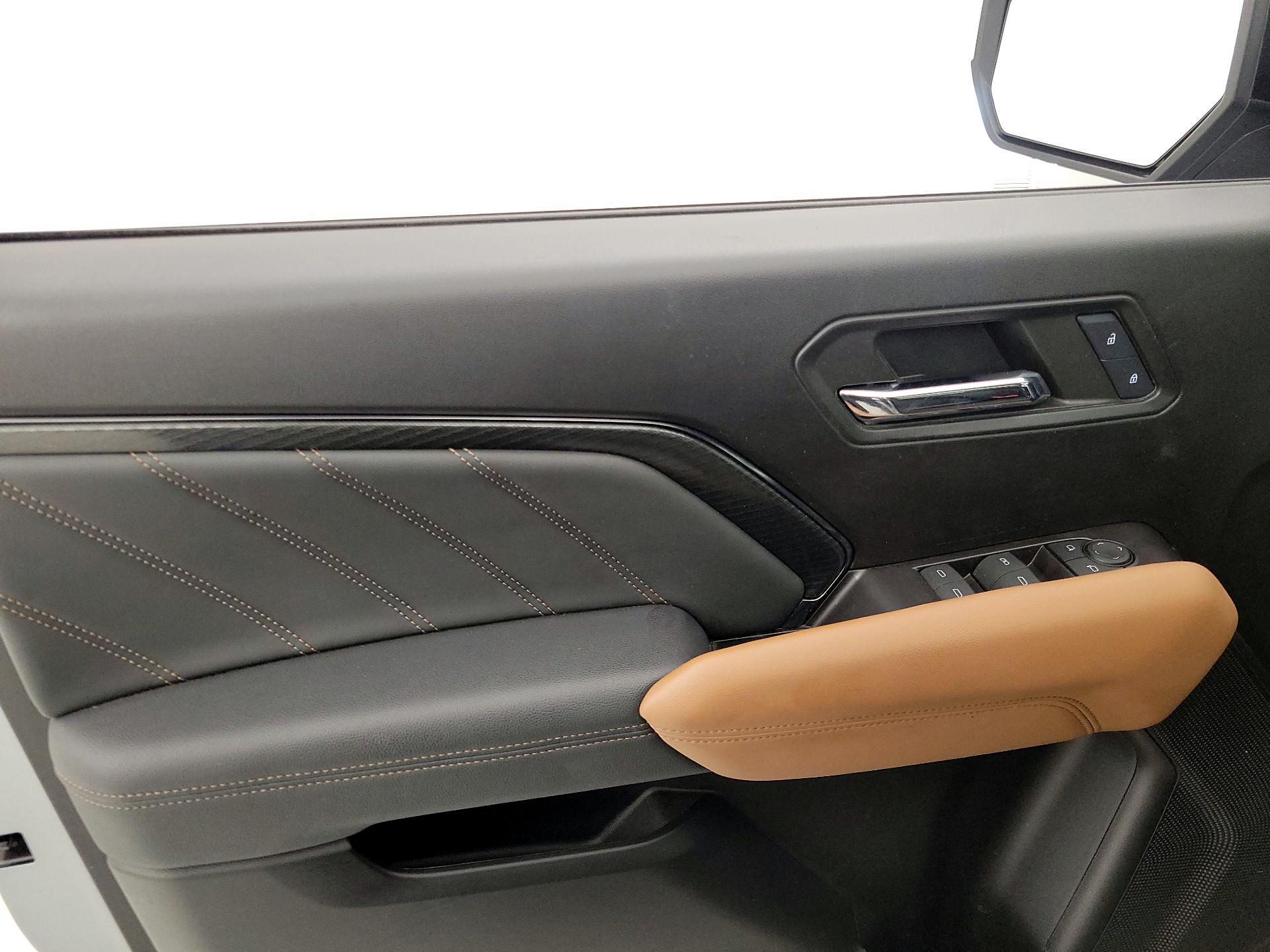 Thumbnail: 2024 GMC Canyon - 12