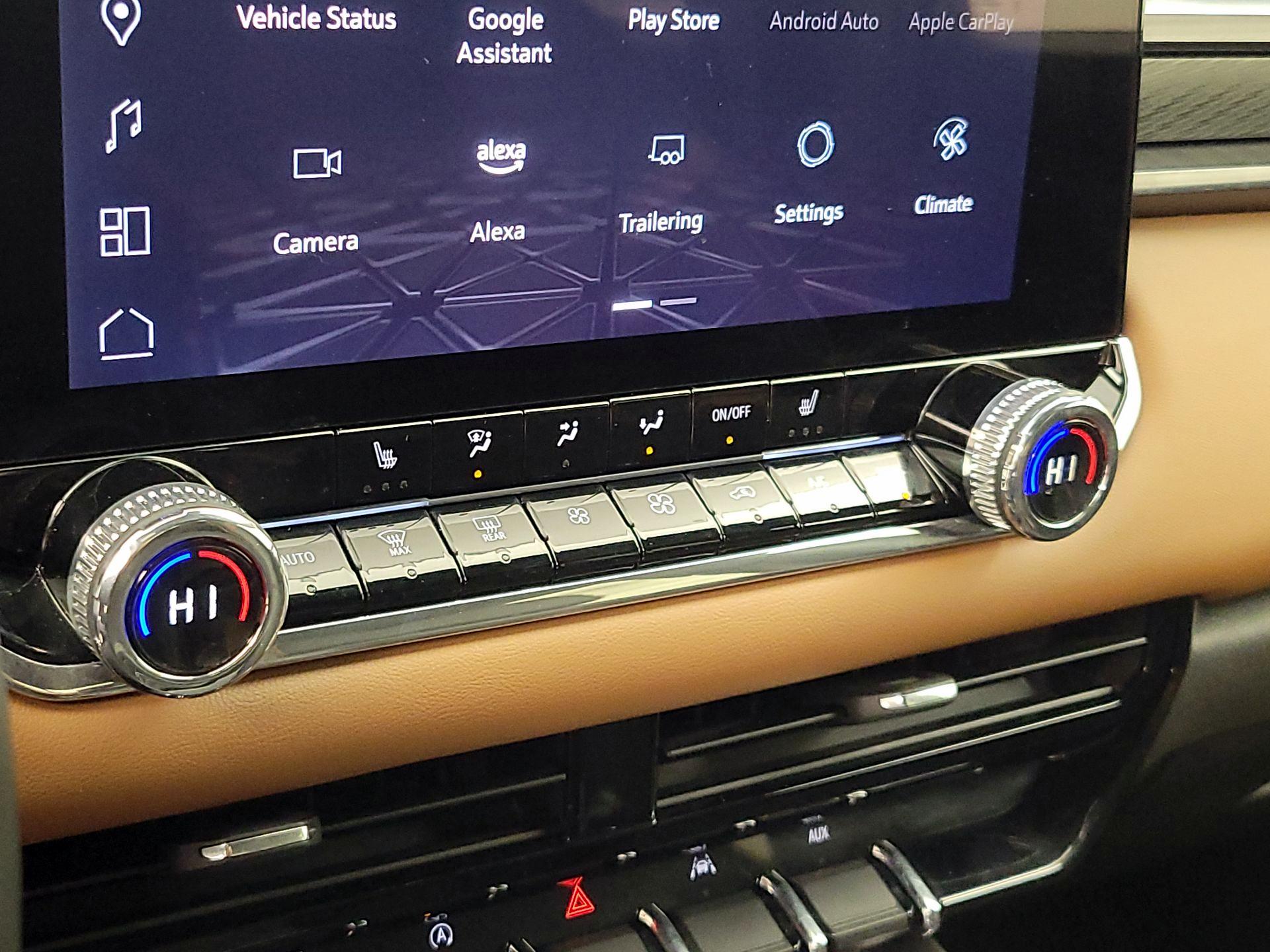 Thumbnail: 2024 GMC Canyon - 16