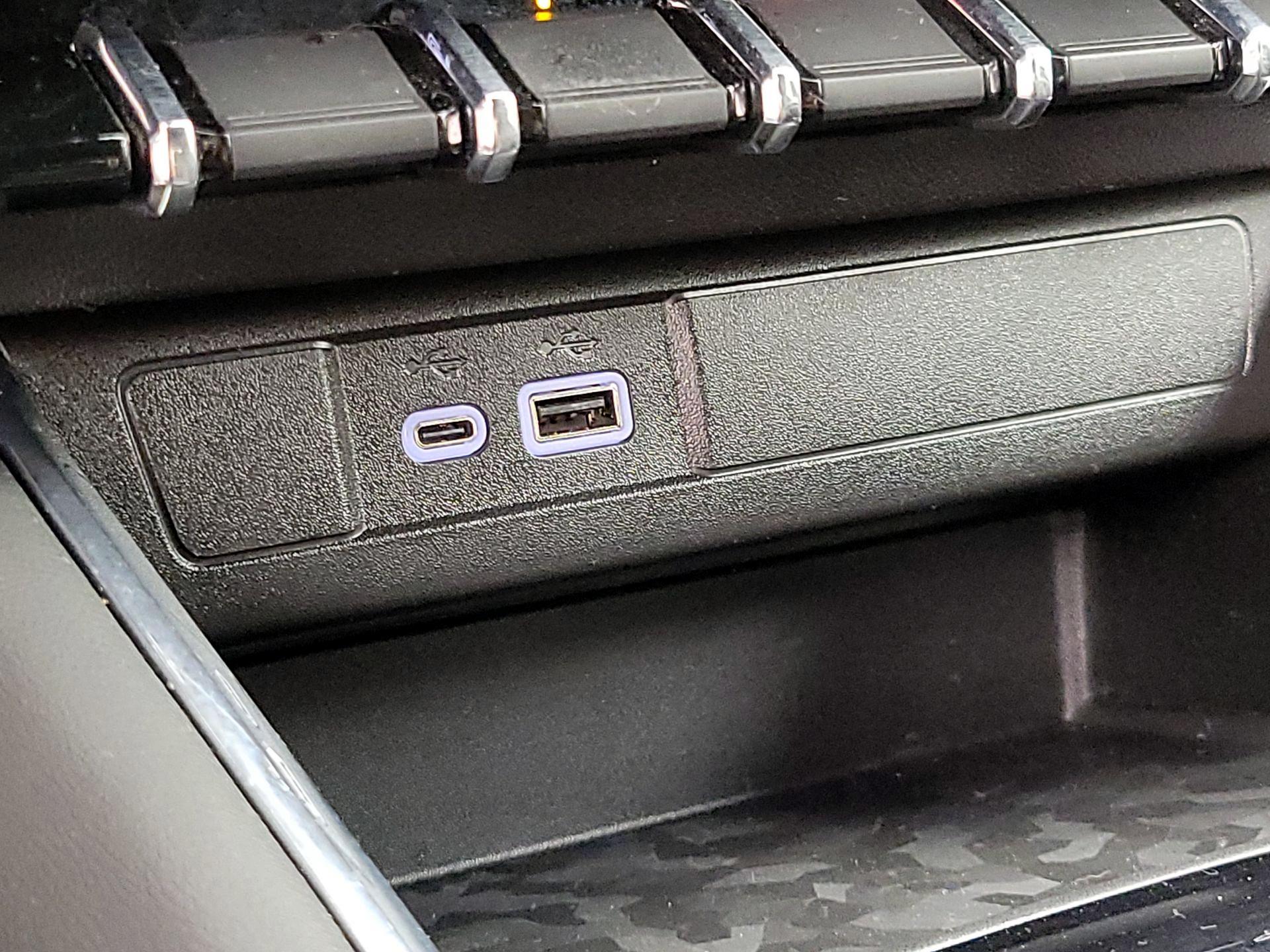 Thumbnail: 2024 GMC Canyon - 18