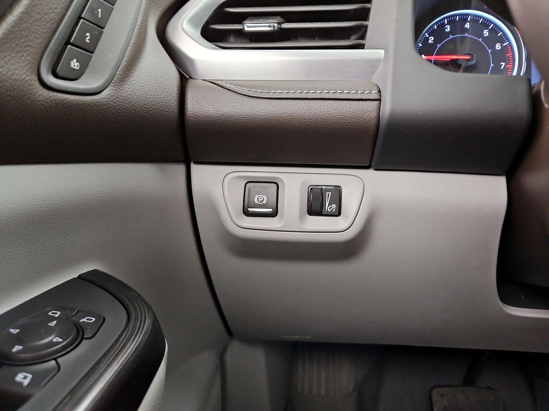 Thumbnail: 2023 GMC Acadia - 13