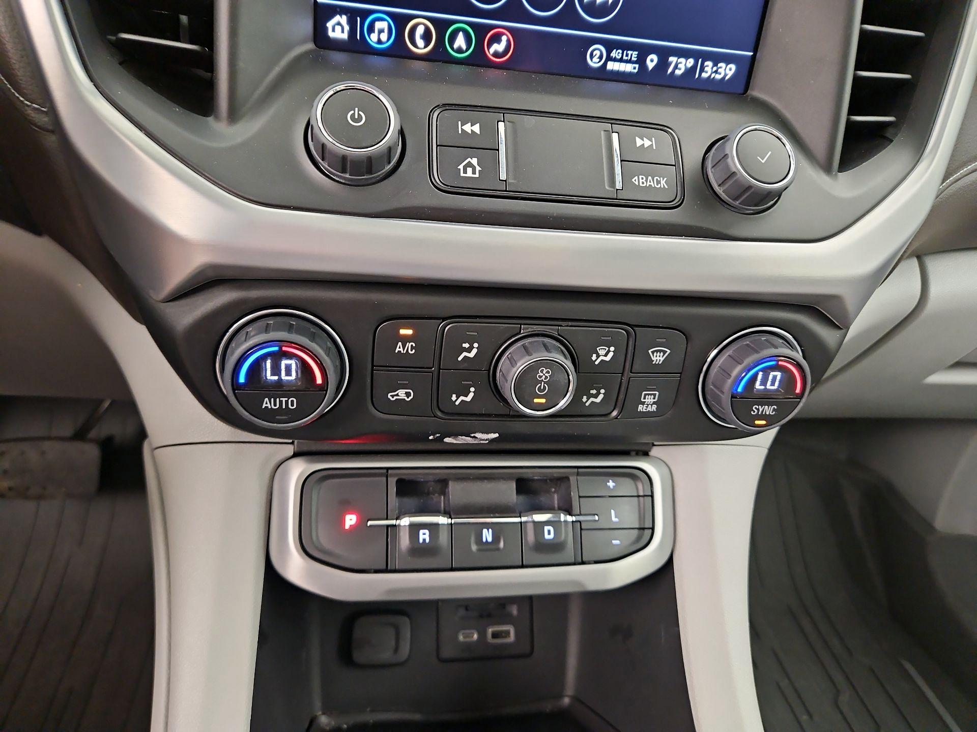 Thumbnail: 2023 GMC Acadia - 17