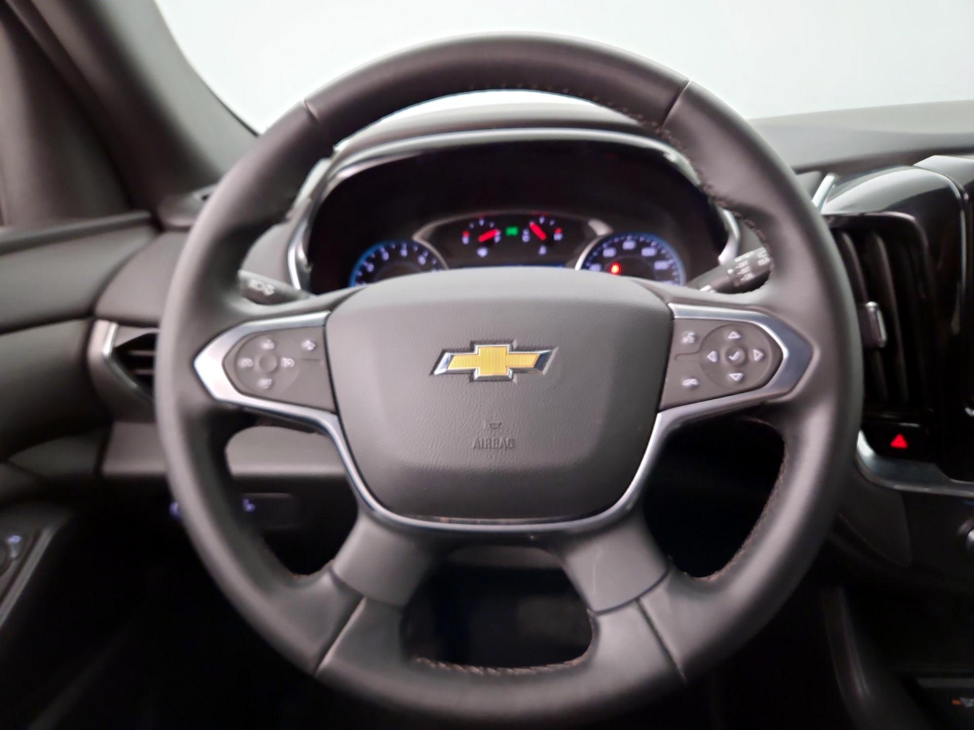 Thumbnail: 2023 Chevrolet Traverse - 10