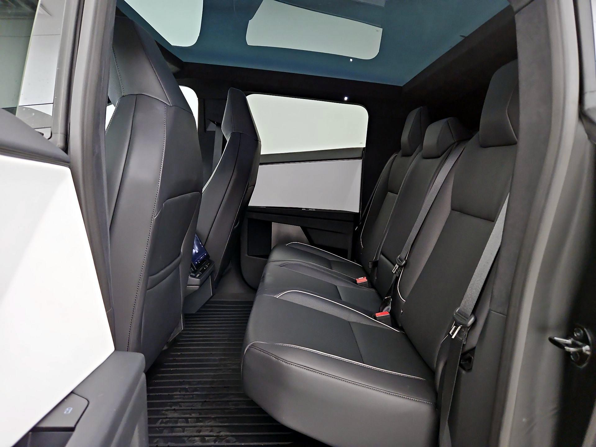 Thumbnail: 2024 Tesla Cybertruck - 19