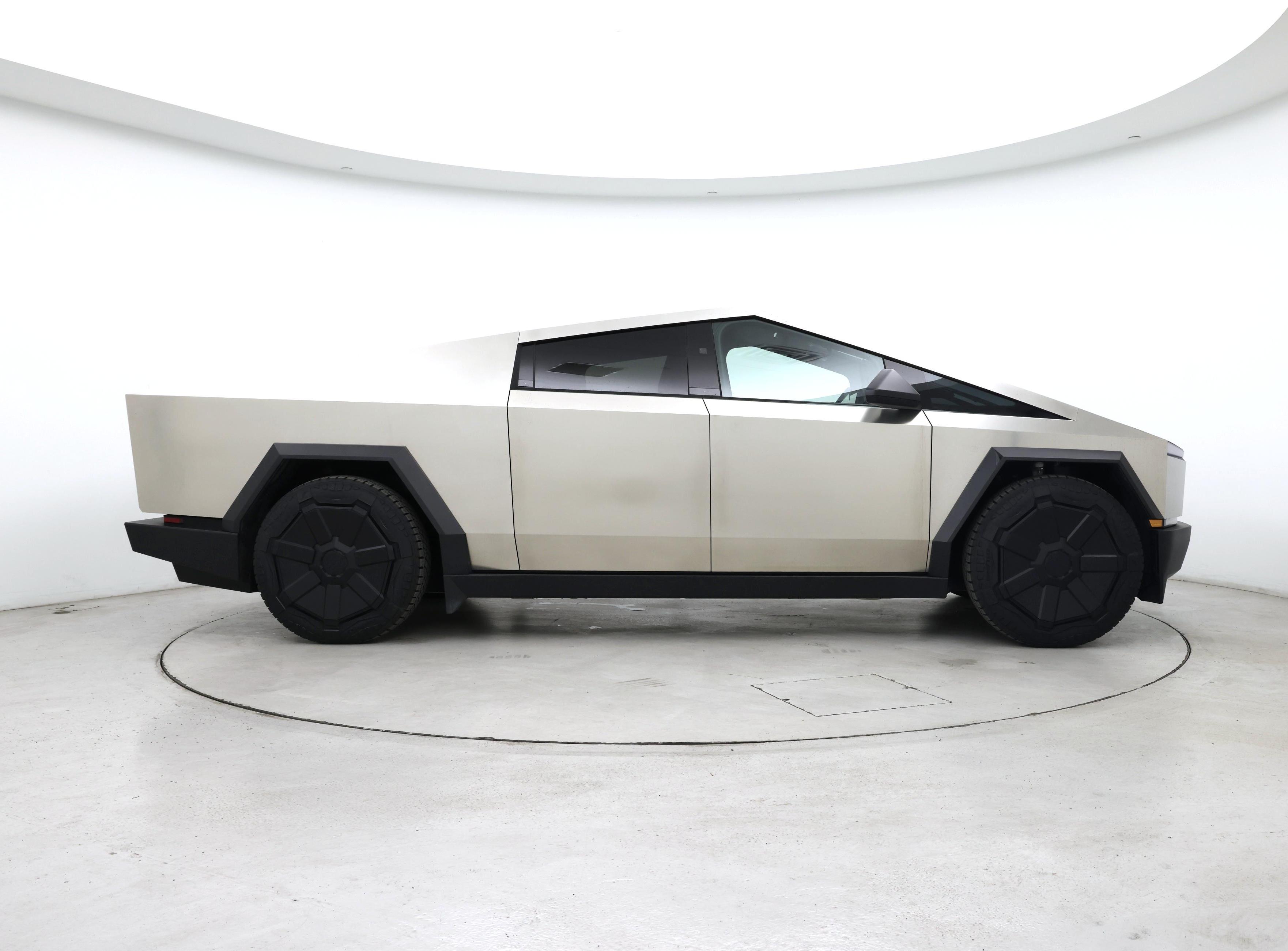 Thumbnail: 2024 Tesla Cybertruck - 7