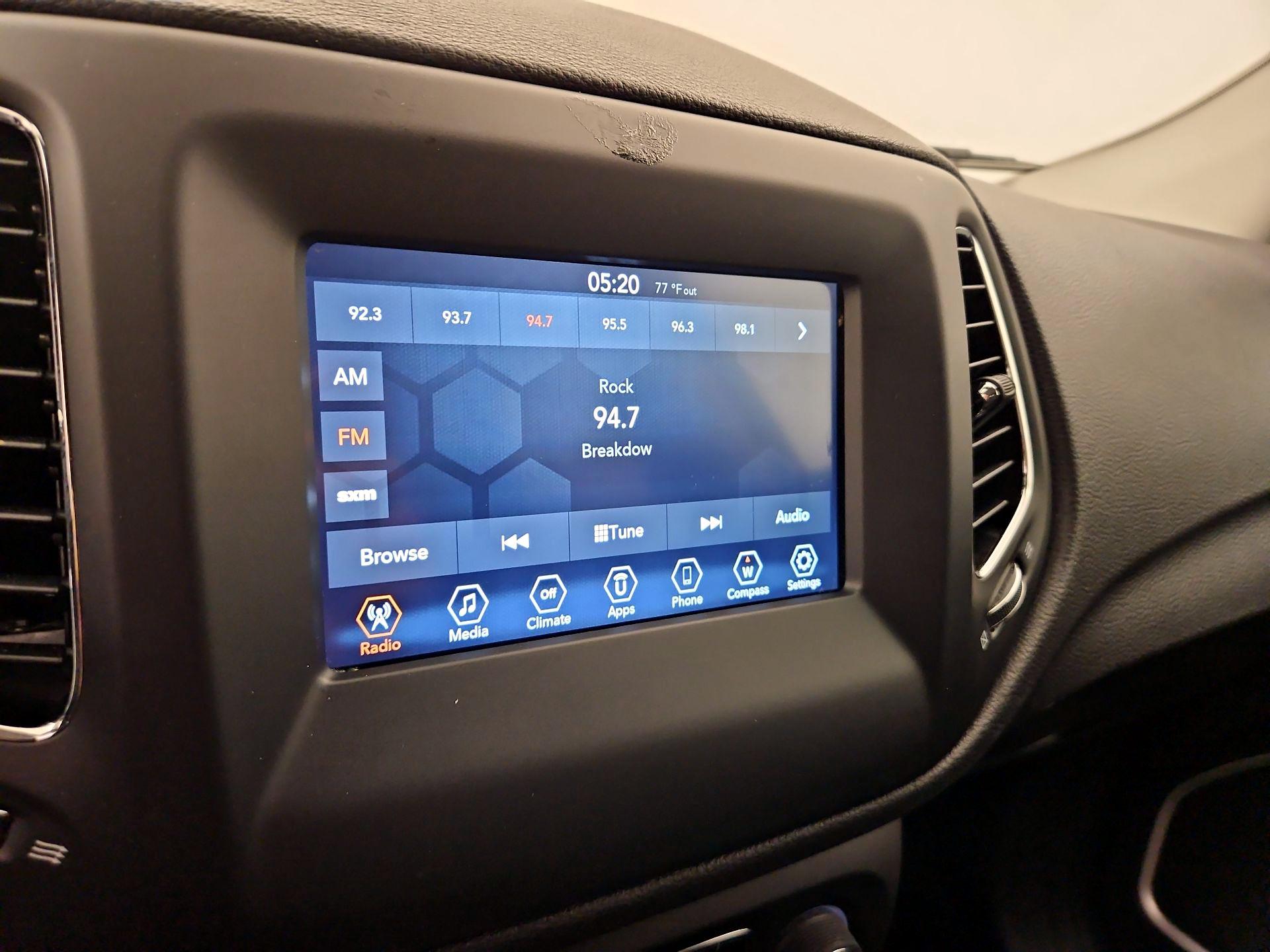 Thumbnail: 2019 Jeep Compass - 15