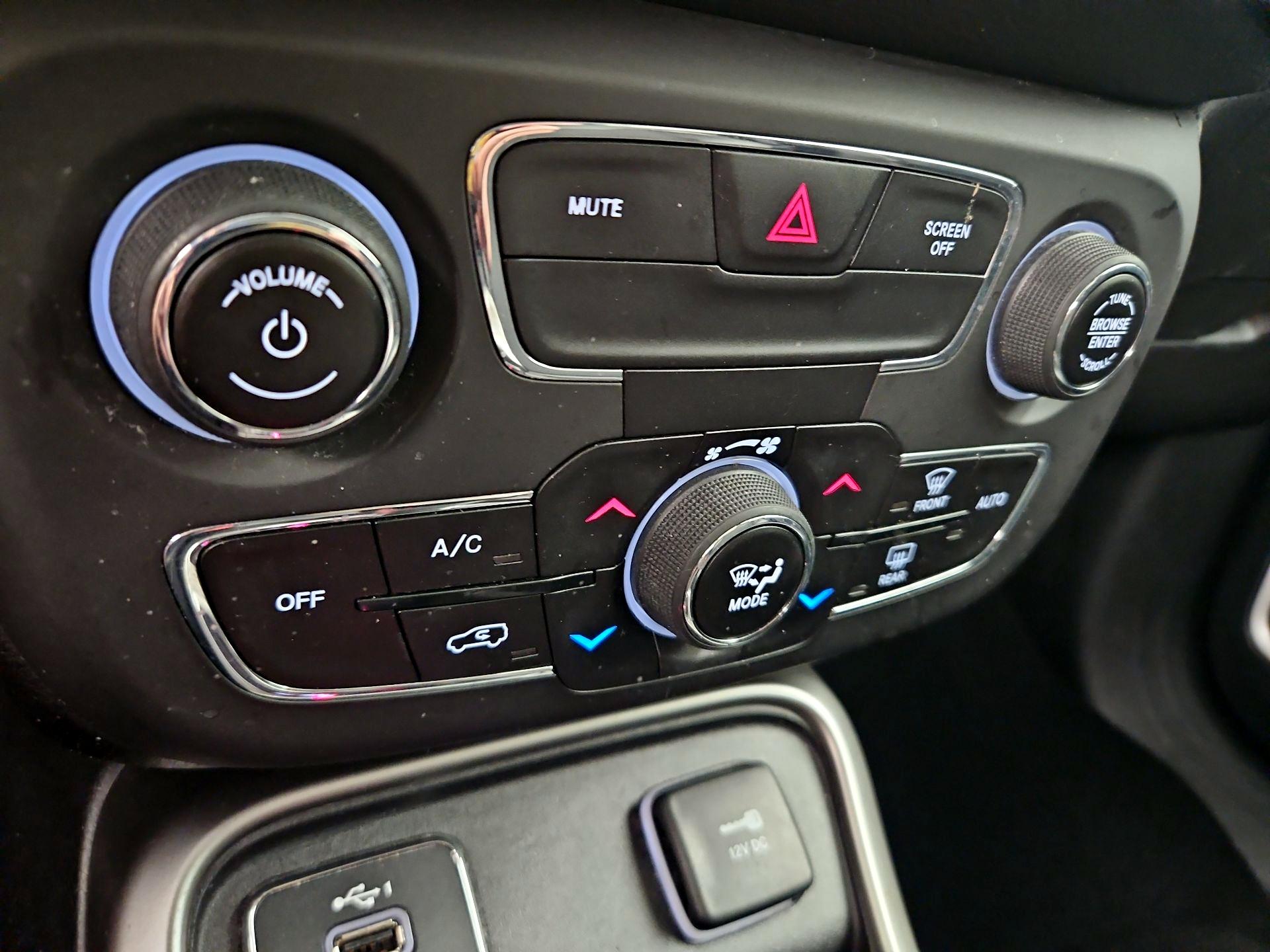 Thumbnail: 2019 Jeep Compass - 16