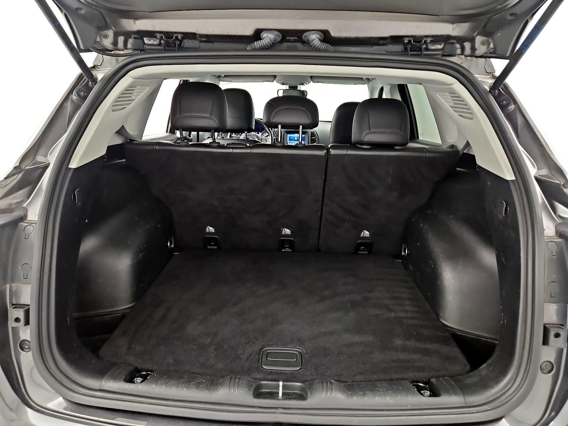 Thumbnail: 2019 Jeep Compass - 20