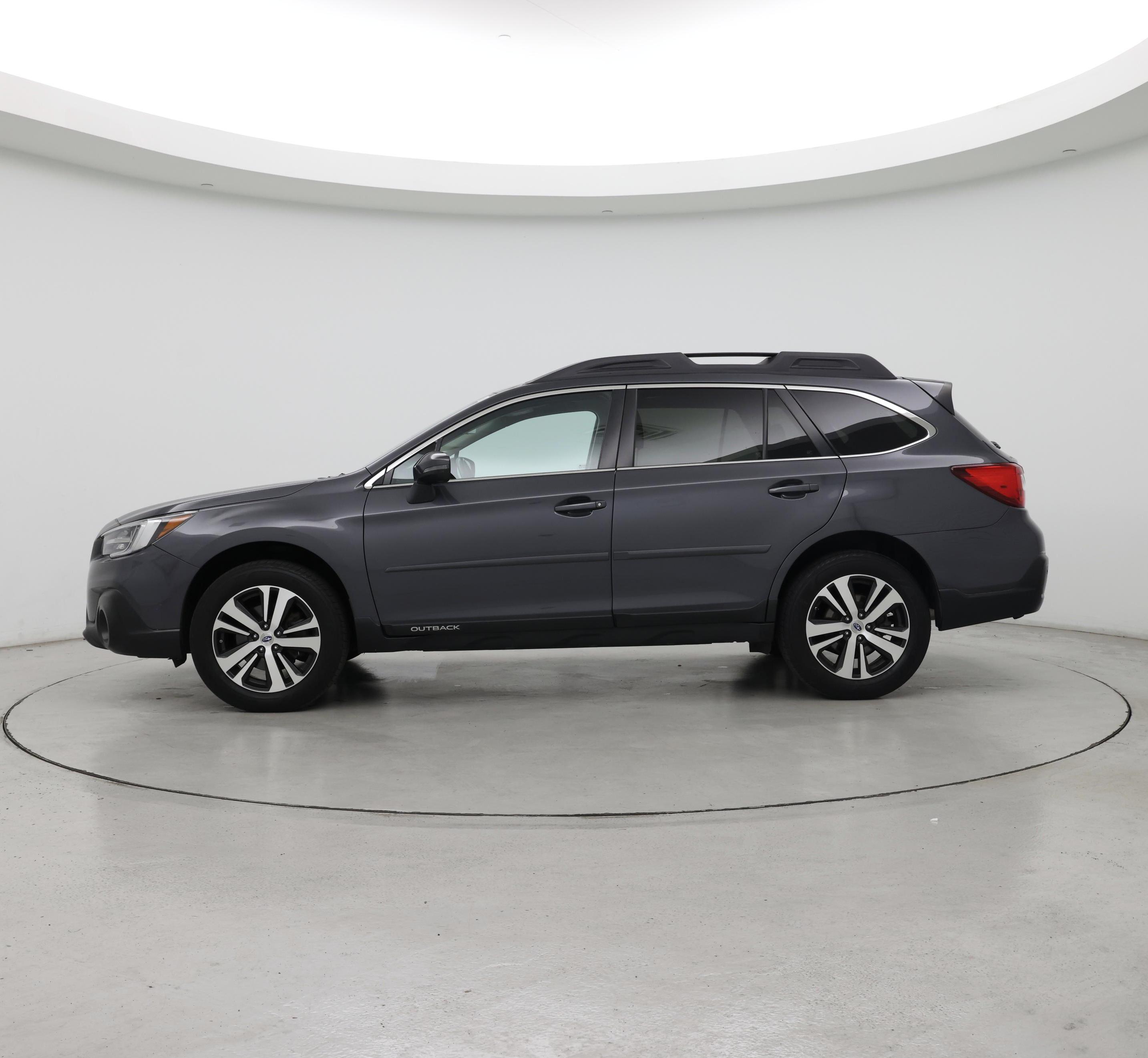 Thumbnail: 2018 Subaru Outback - 3