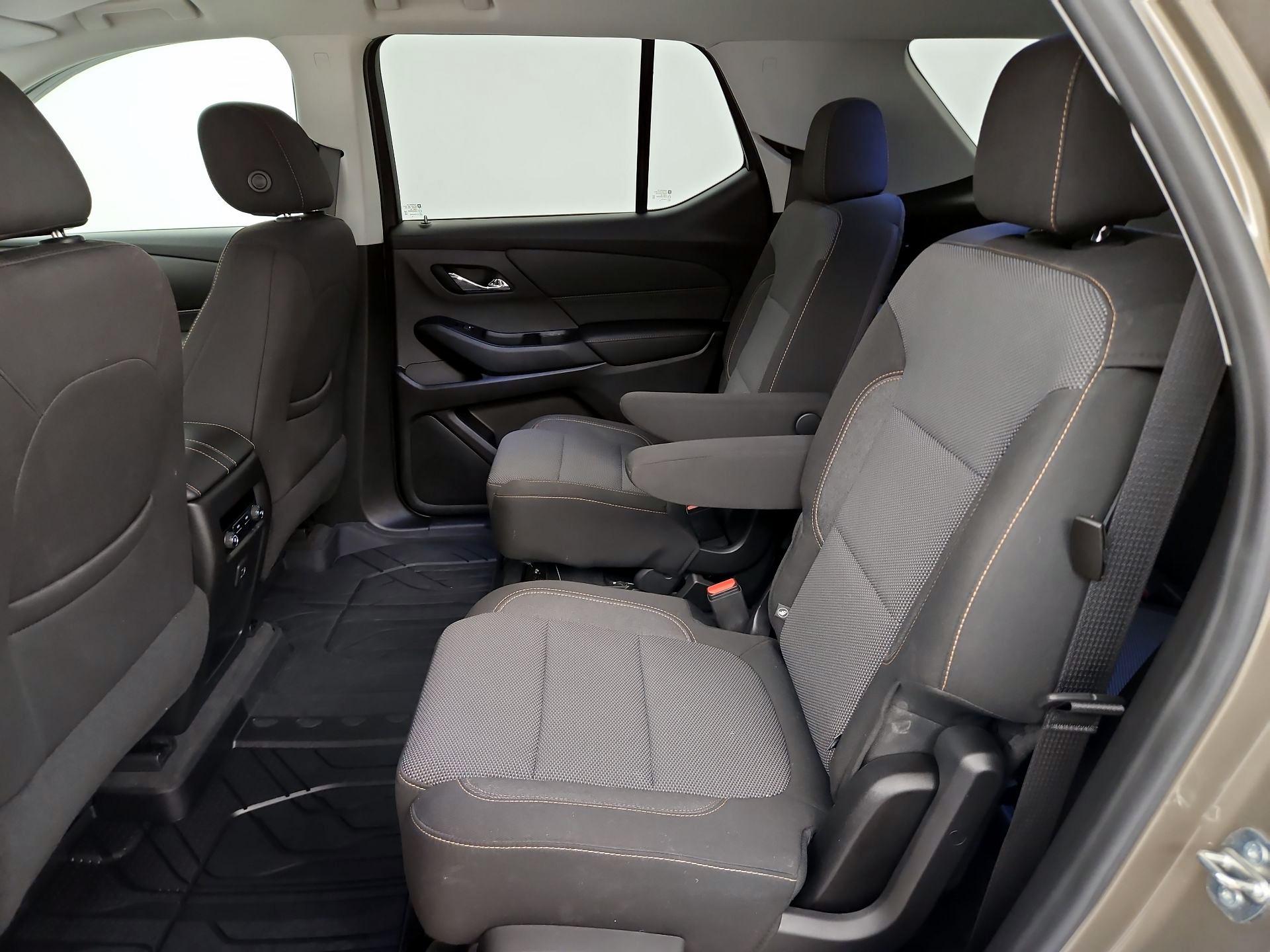 Thumbnail: 2020 Chevrolet Traverse - 19