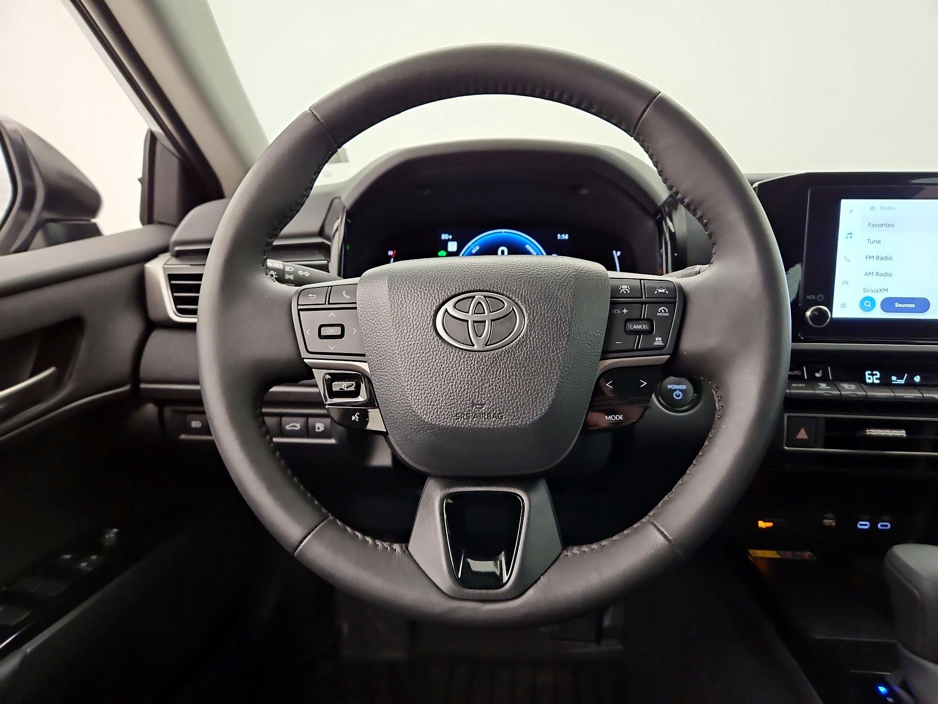 Thumbnail: 2025 Toyota Camry - 10