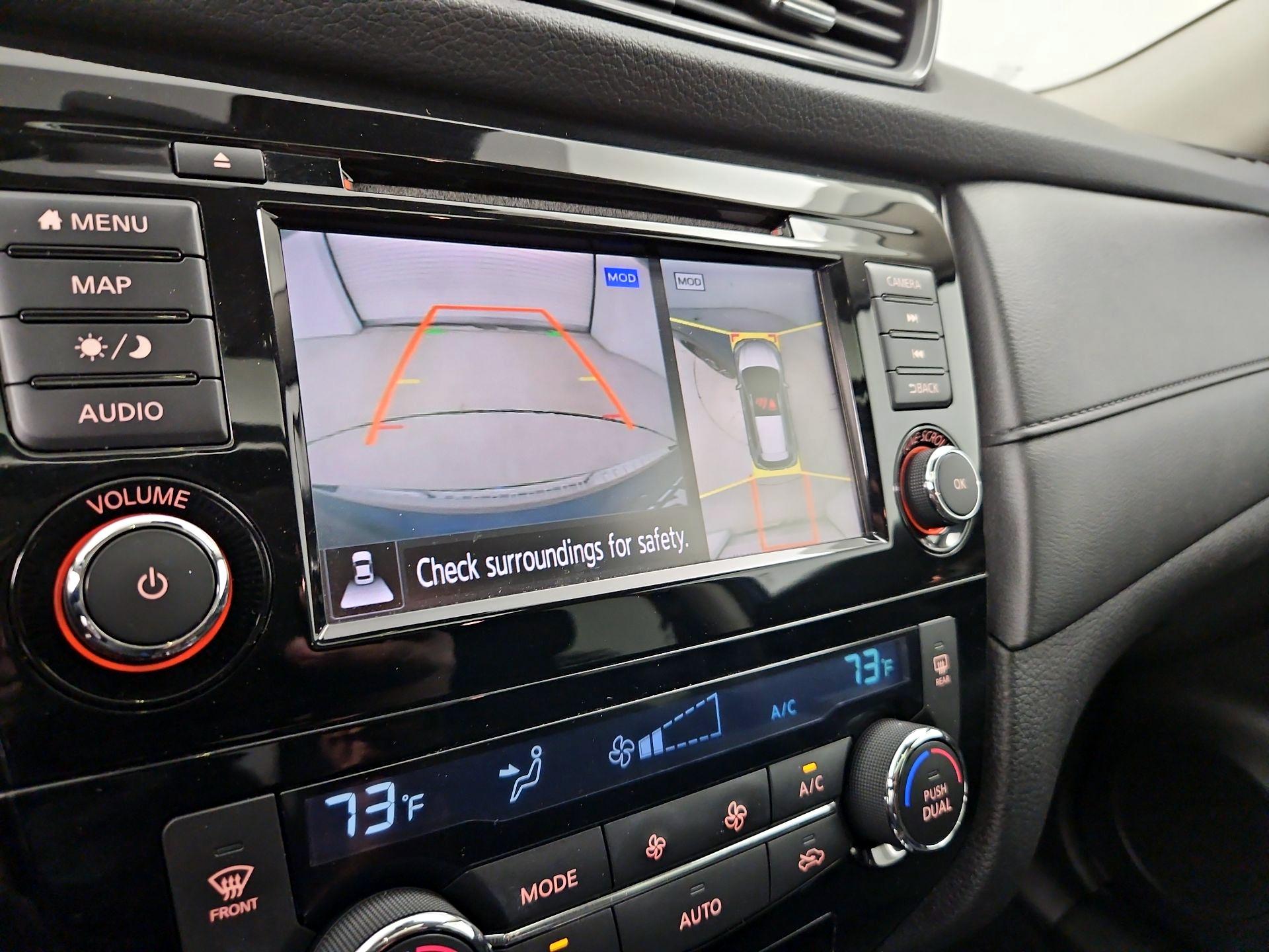 Thumbnail: 2019 Nissan Rogue - 14