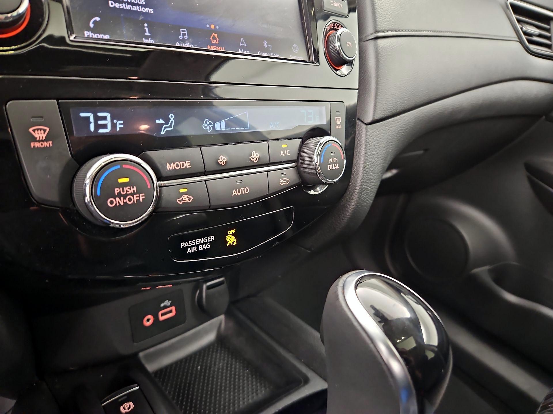 Thumbnail: 2019 Nissan Rogue - 16