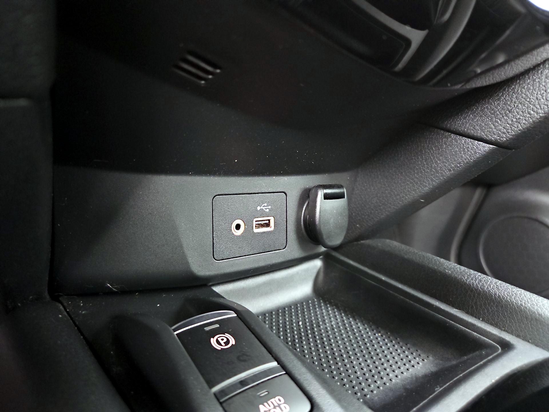 Thumbnail: 2019 Nissan Rogue - 18