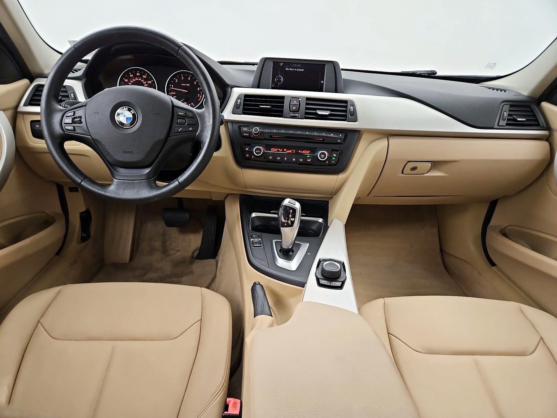 Thumbnail: 2015 BMW 3 Series - 9