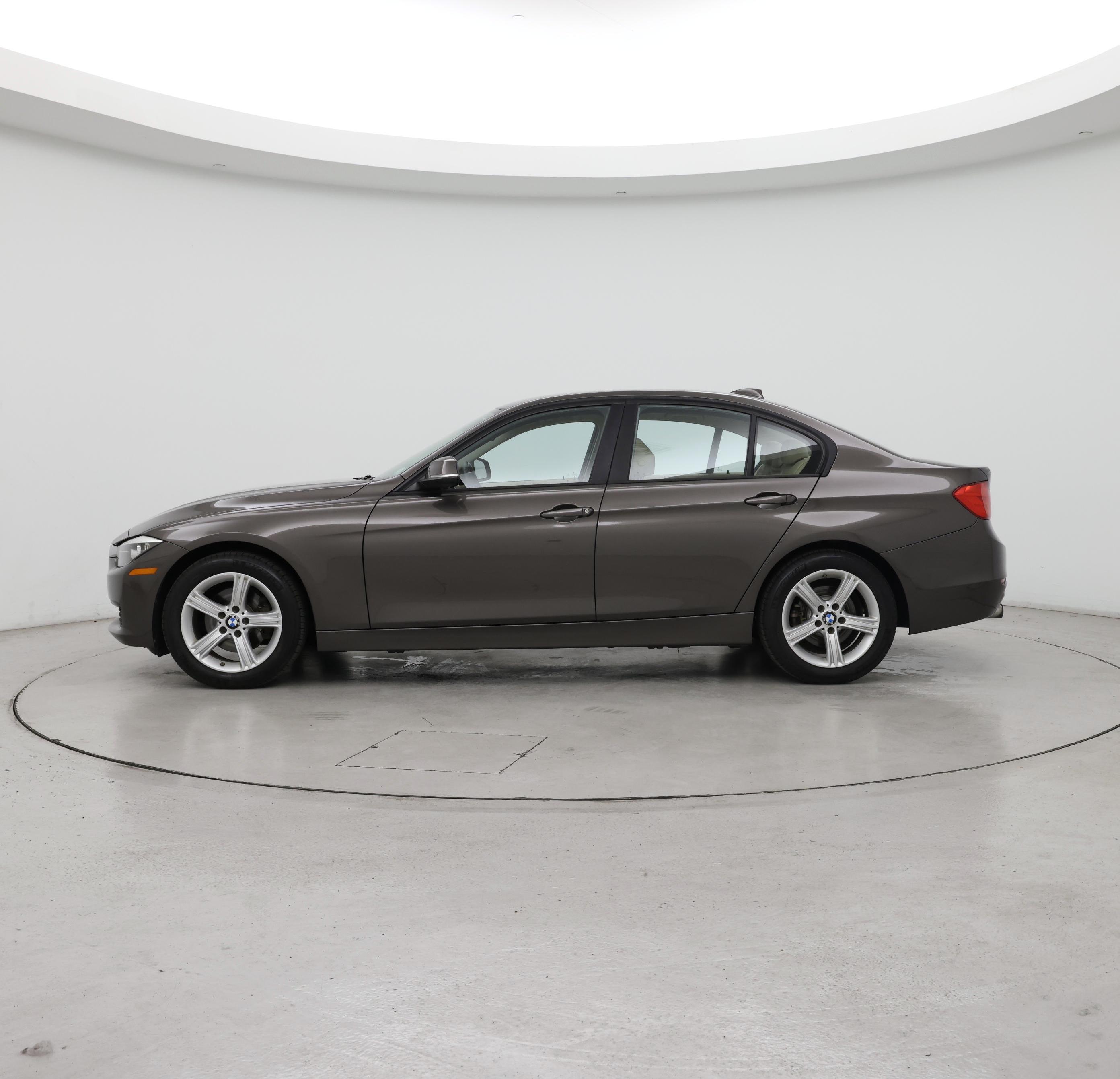 Thumbnail: 2015 BMW 3 Series - 3