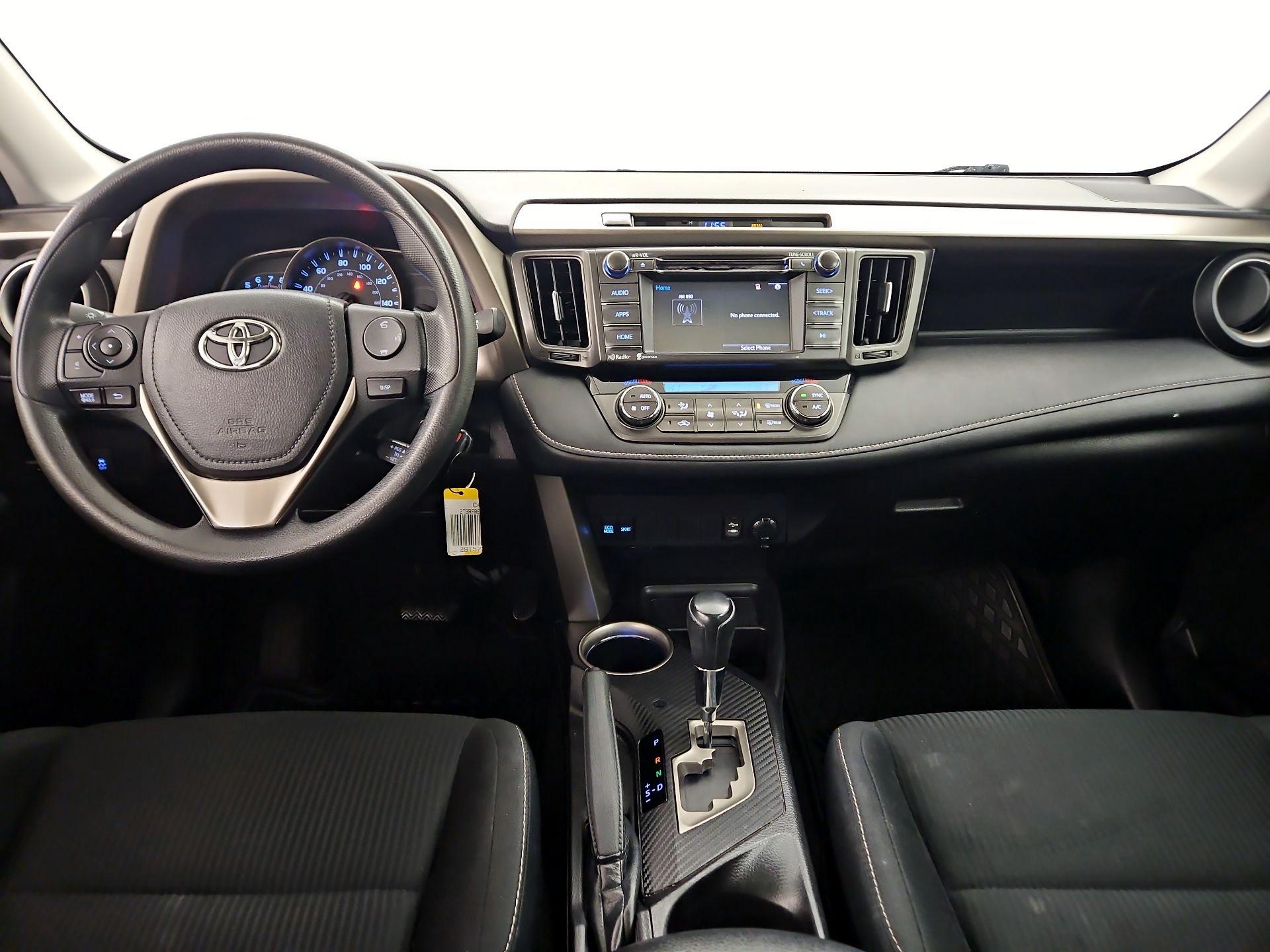 Thumbnail: 2015 Toyota RAV4 - 9