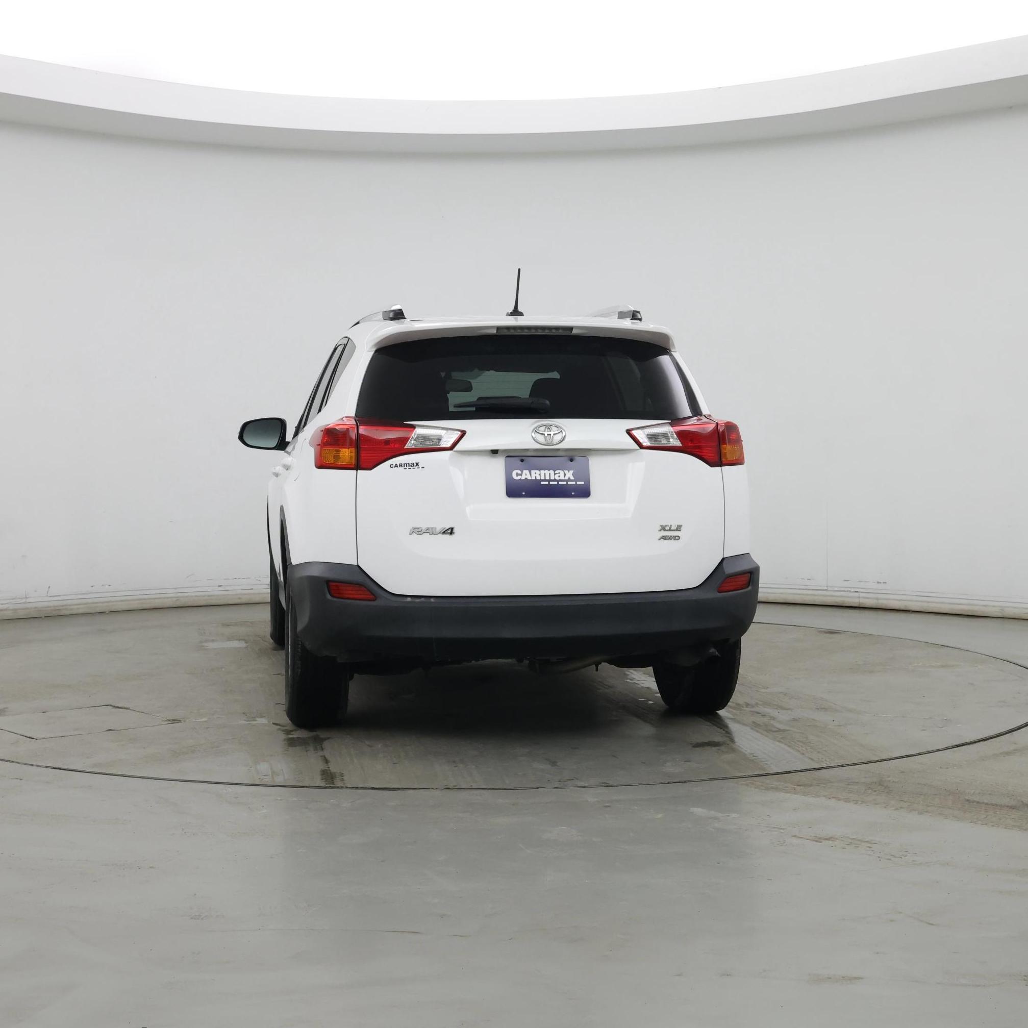 Thumbnail: 2015 Toyota RAV4 - 6