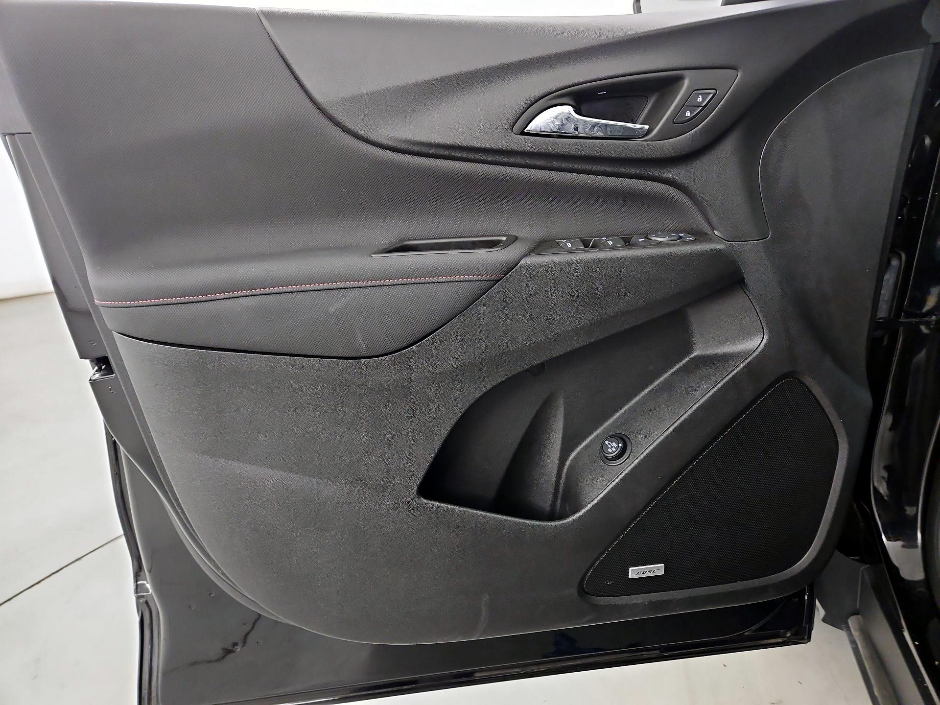 Thumbnail: 2023 Chevrolet Equinox - 12