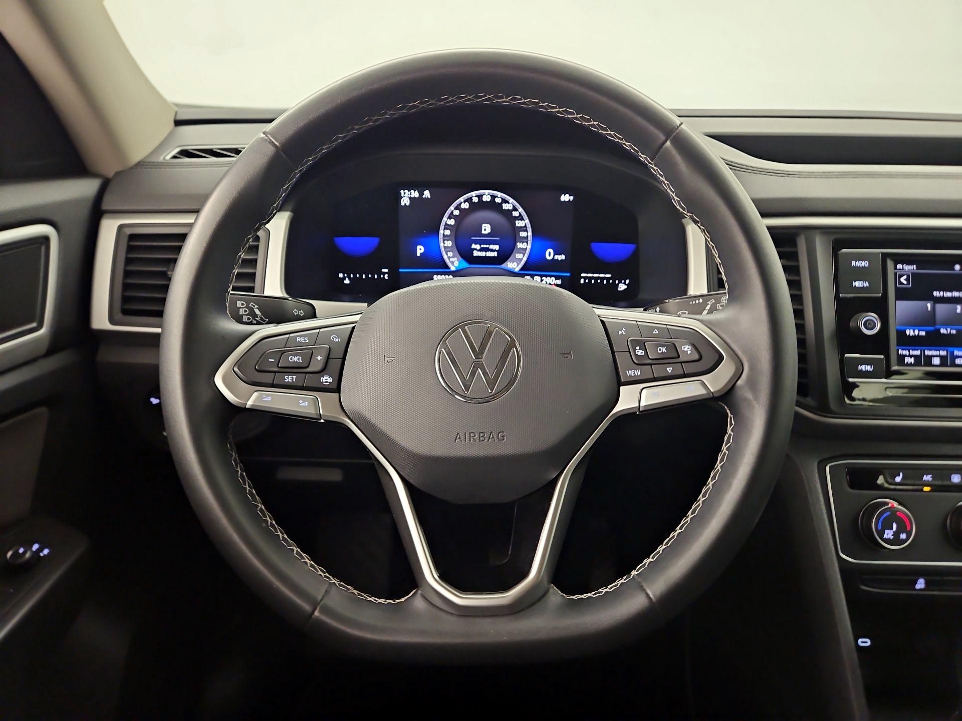 Thumbnail: 2023 Volkswagen Atlas - 10