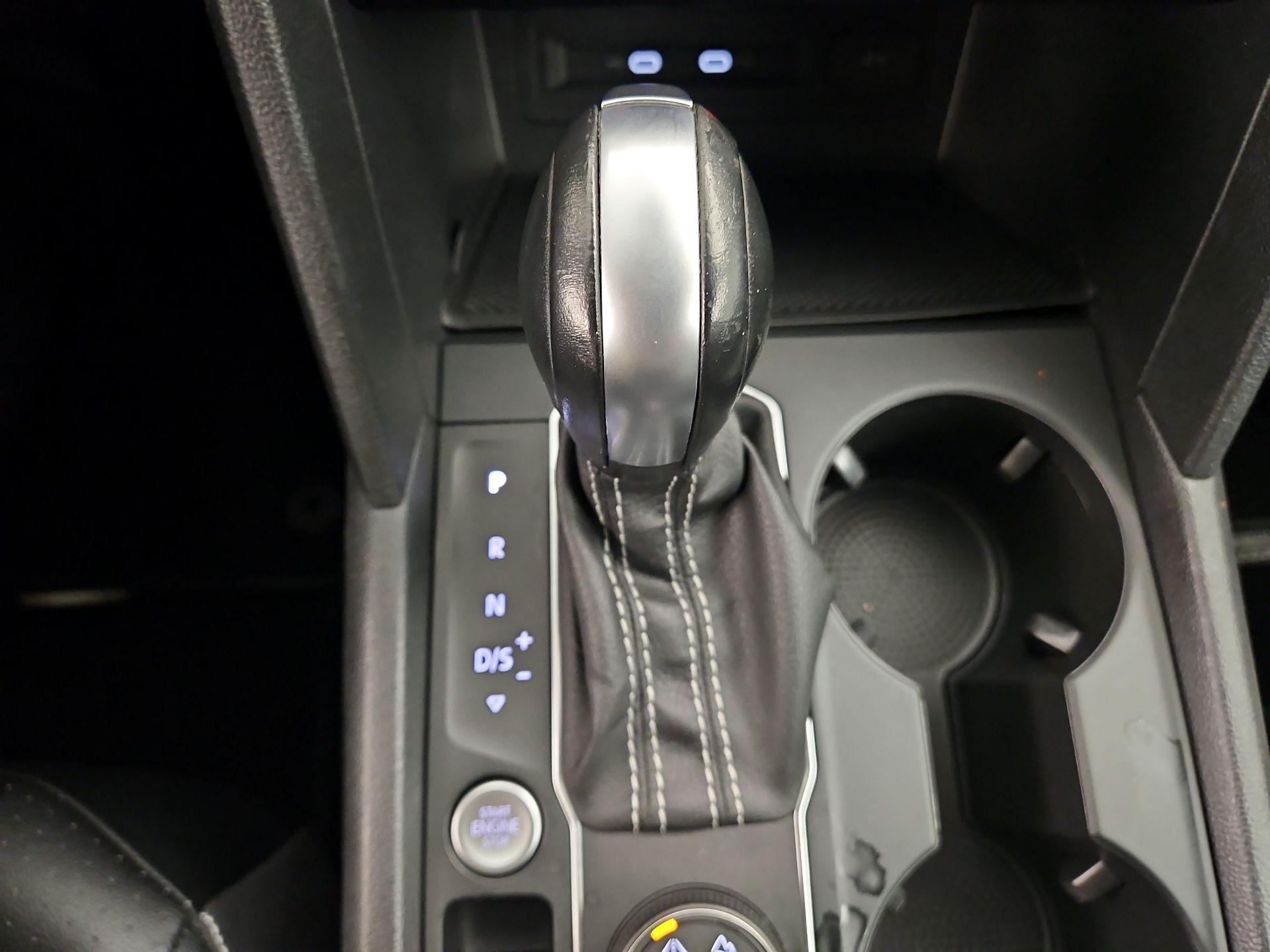 Thumbnail: 2023 Volkswagen Atlas - 17