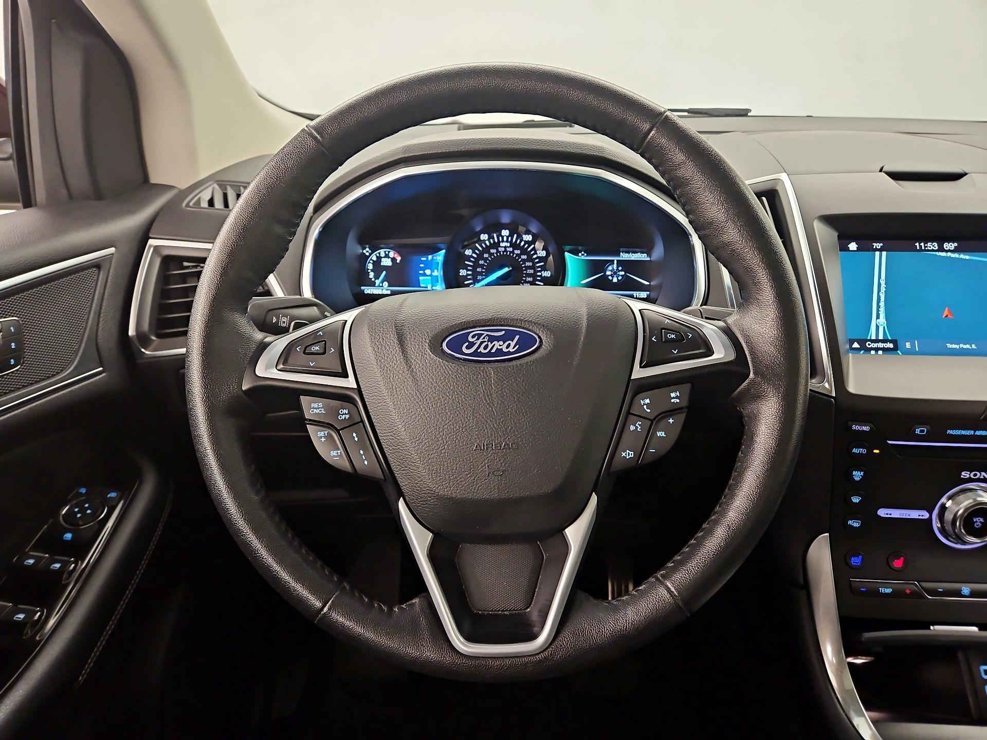 Thumbnail: 2018 Ford Edge - 10