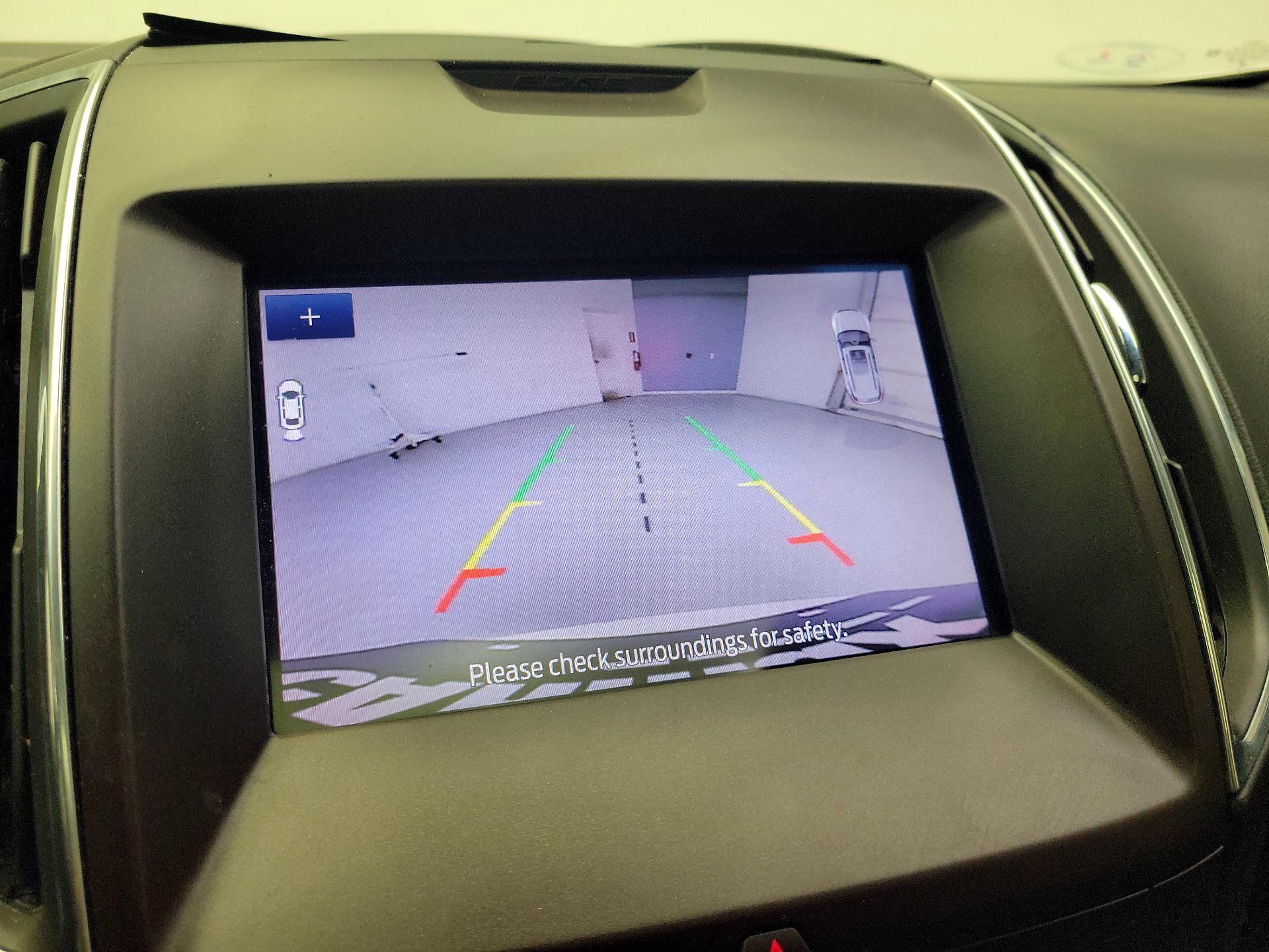 Thumbnail: 2020 Ford Edge - 15