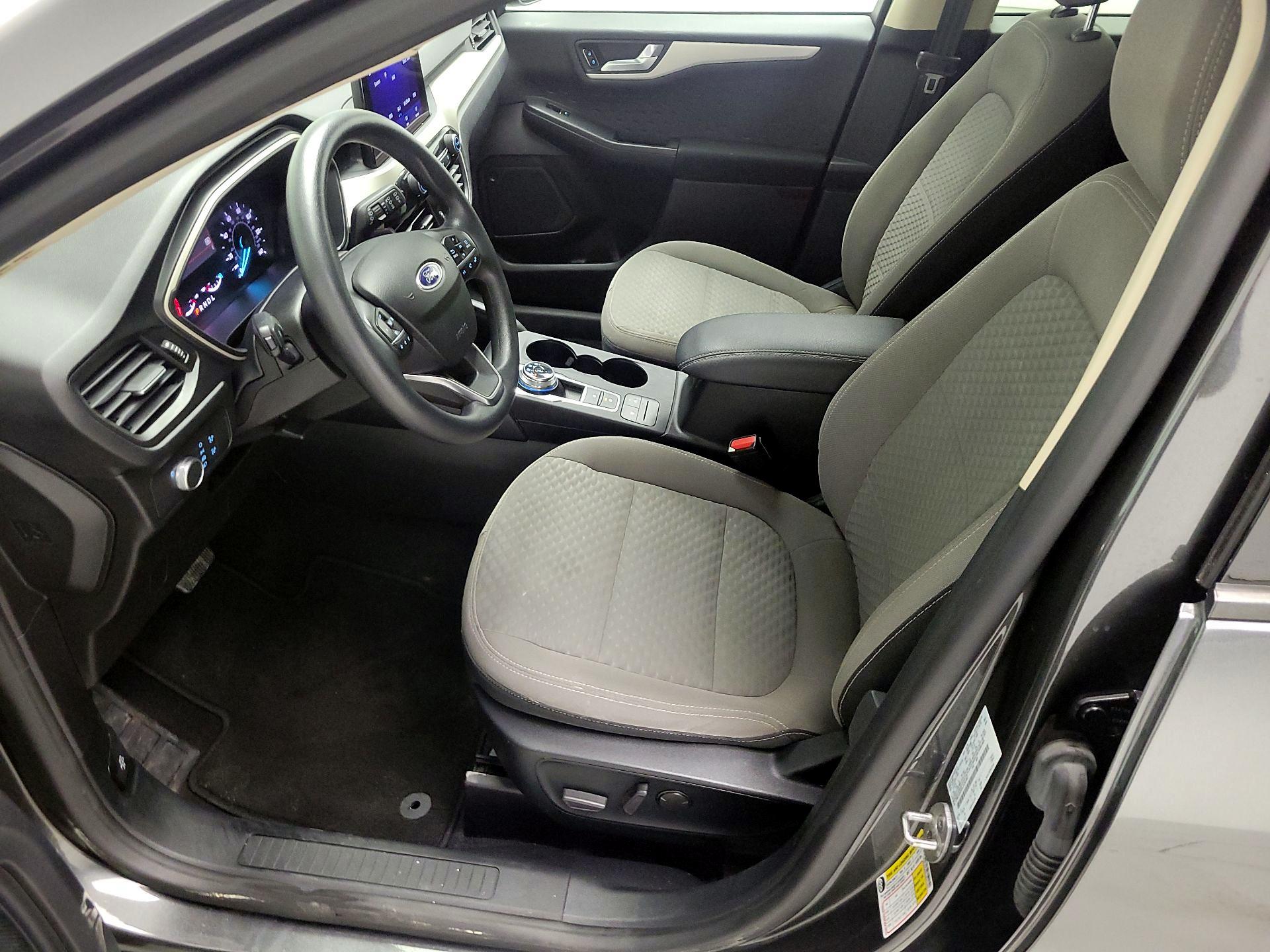 Thumbnail: 2020 Ford Escape - 11