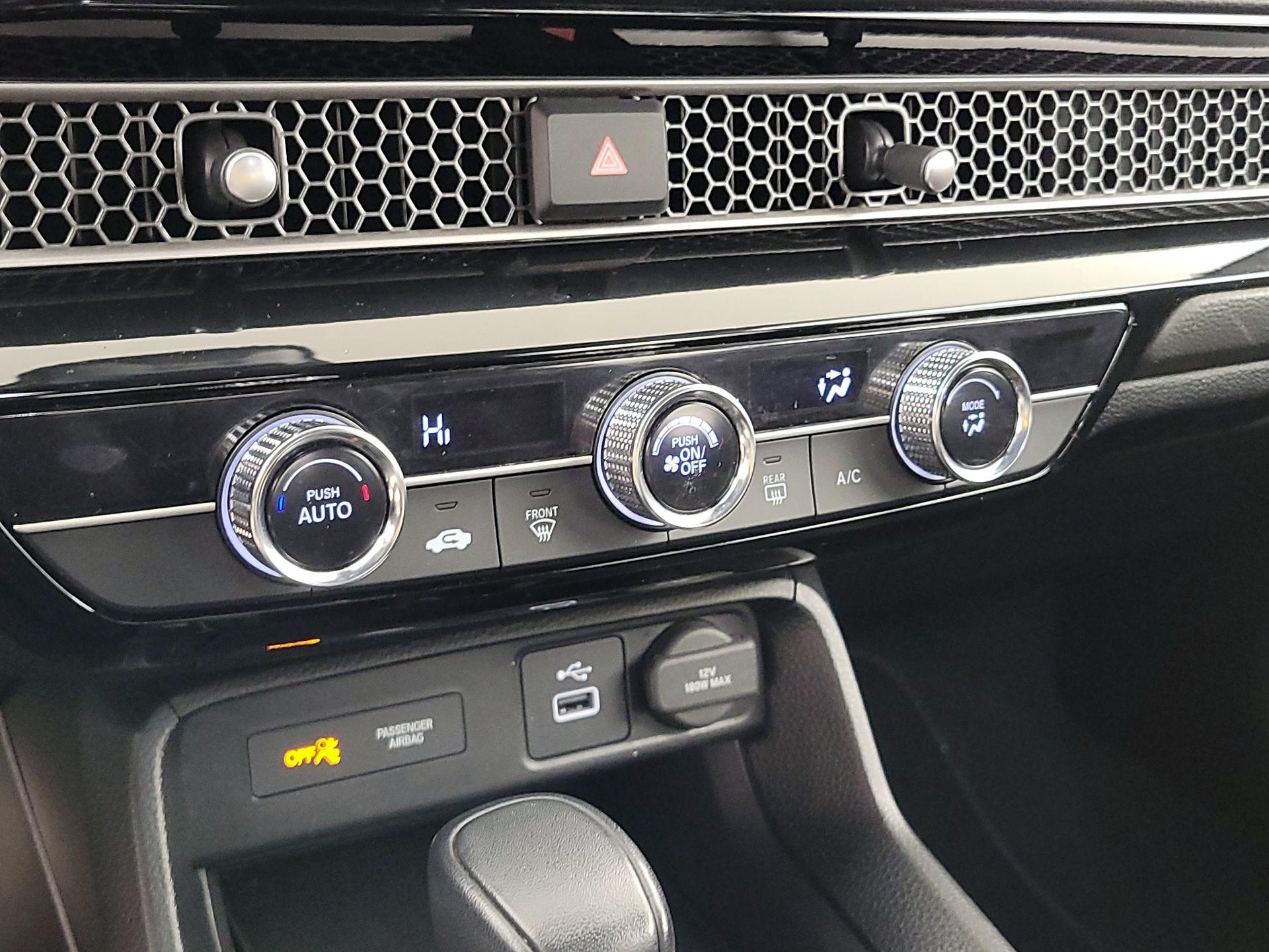 Thumbnail: 2024 Honda Civic - 16