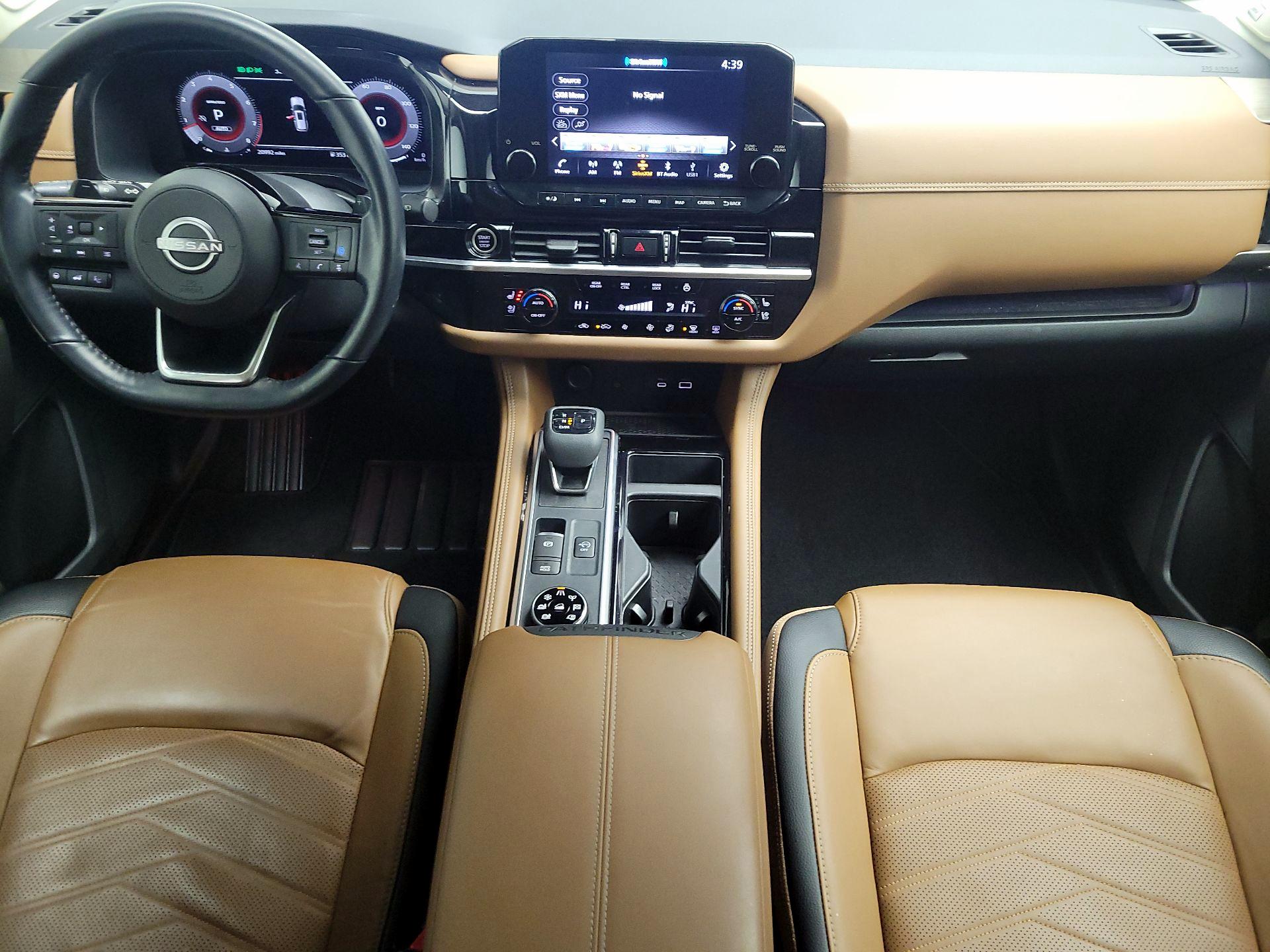 Thumbnail: 2023 Nissan Pathfinder - 9