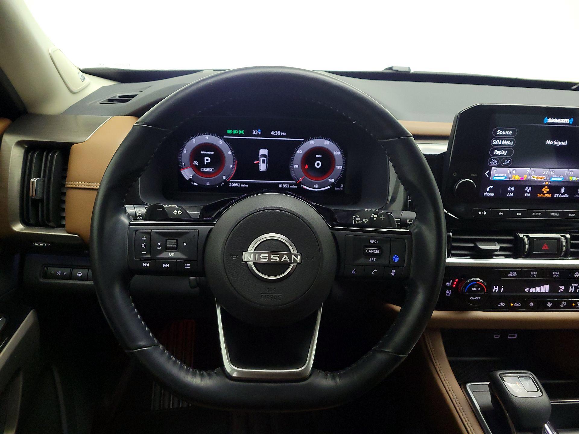 Thumbnail: 2023 Nissan Pathfinder - 10