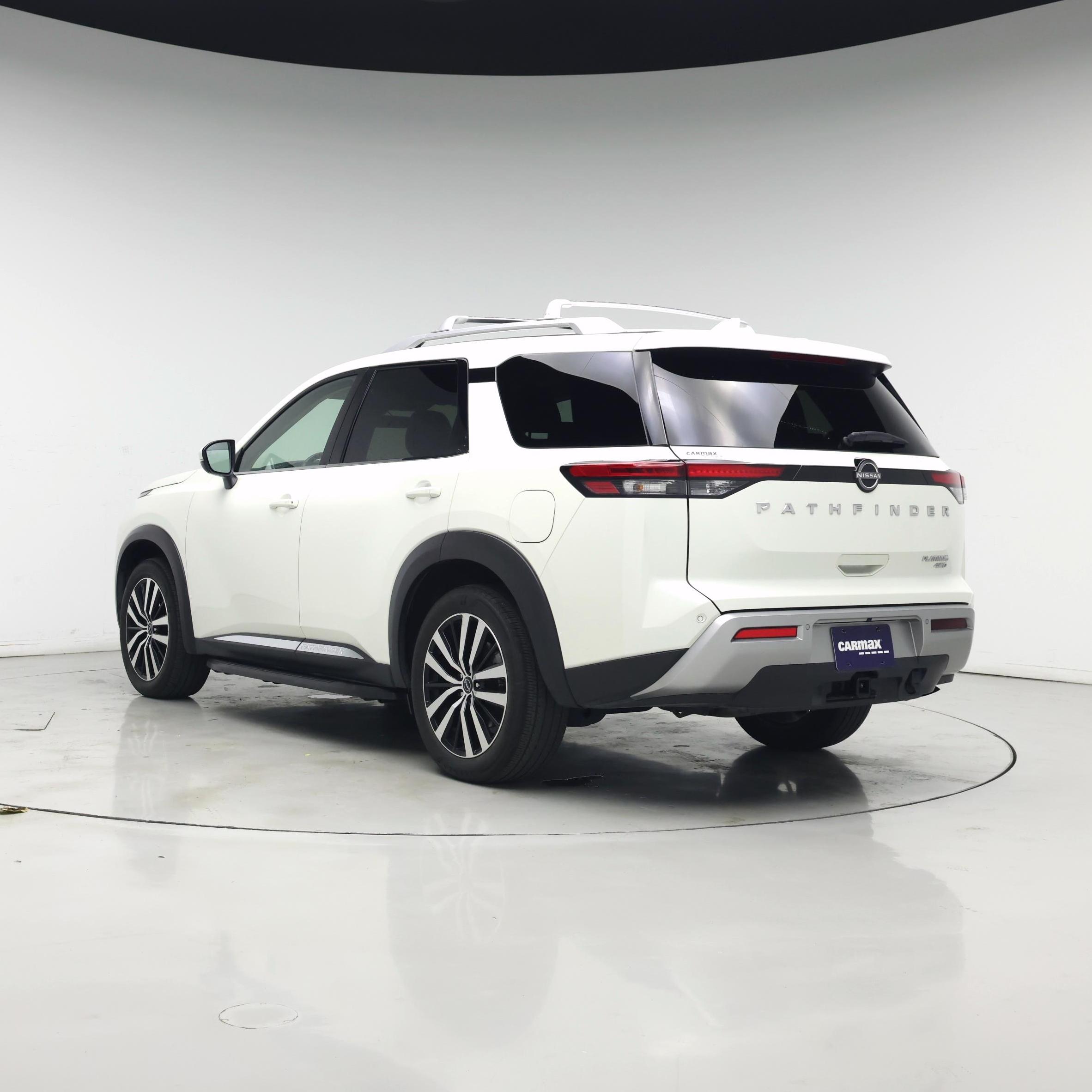 Thumbnail: 2023 Nissan Pathfinder - 2