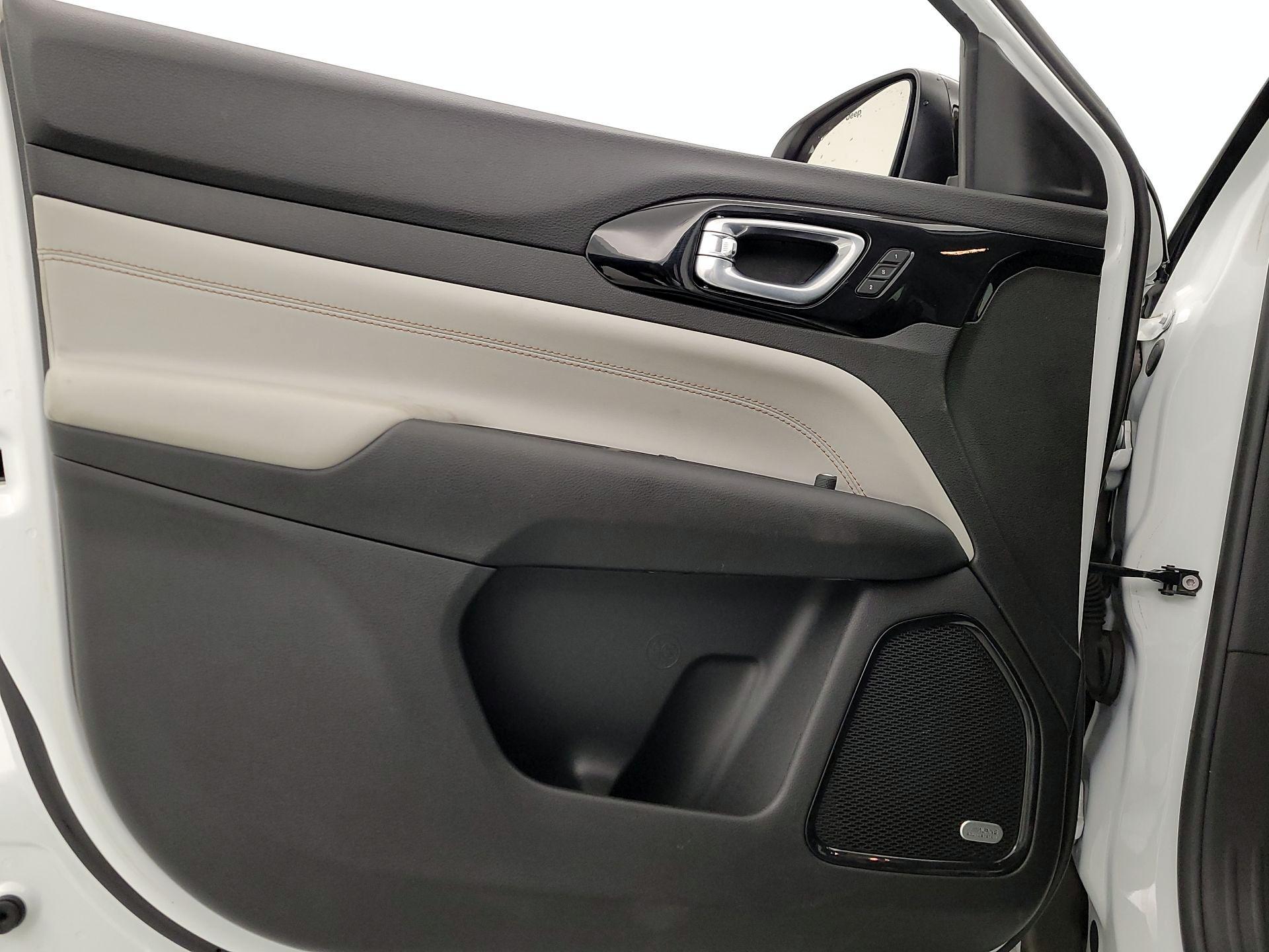 Thumbnail: 2022 Jeep Compass - 12