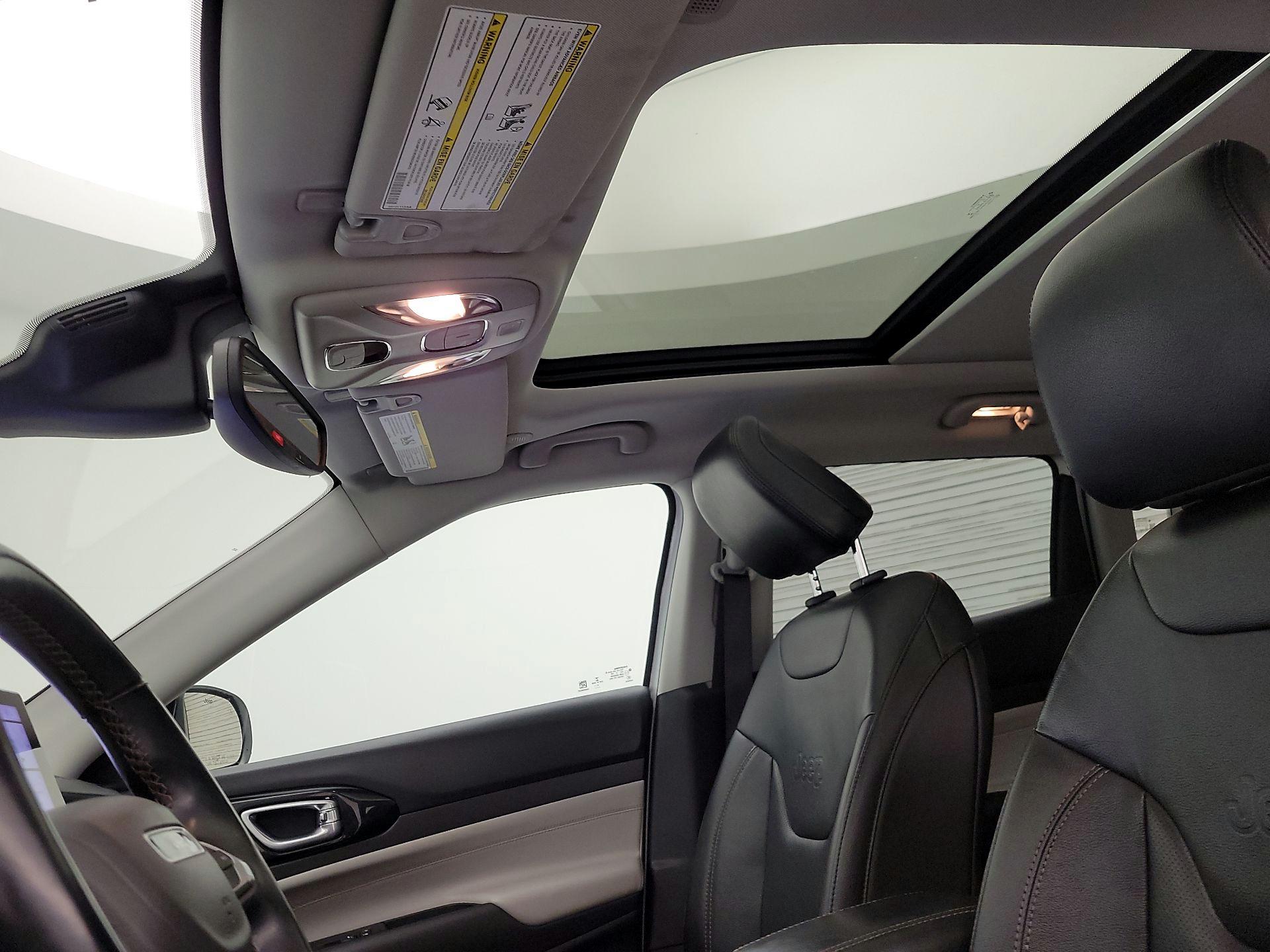 Thumbnail: 2022 Jeep Compass - 20