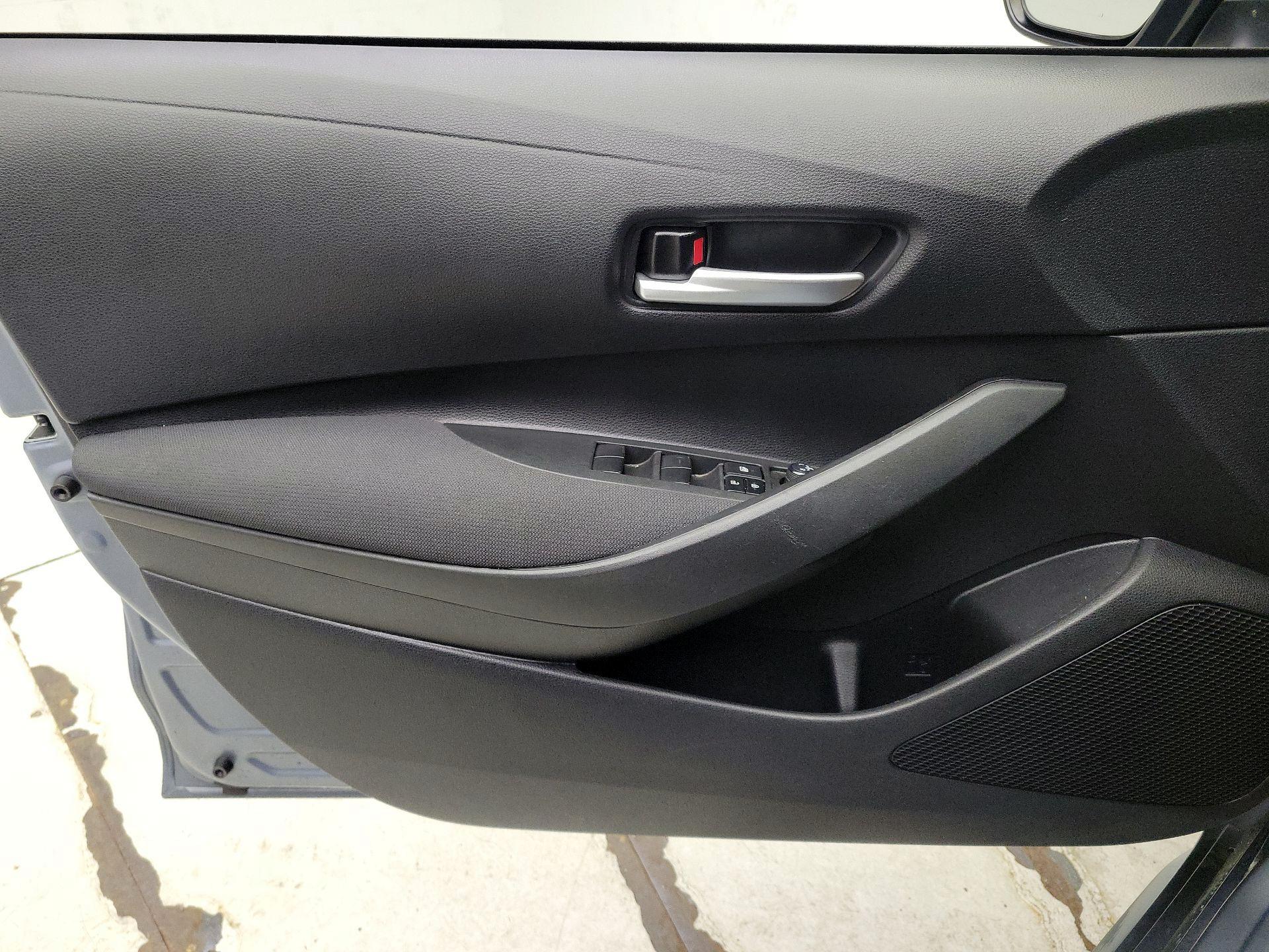 Thumbnail: 2021 Toyota Corolla - 12