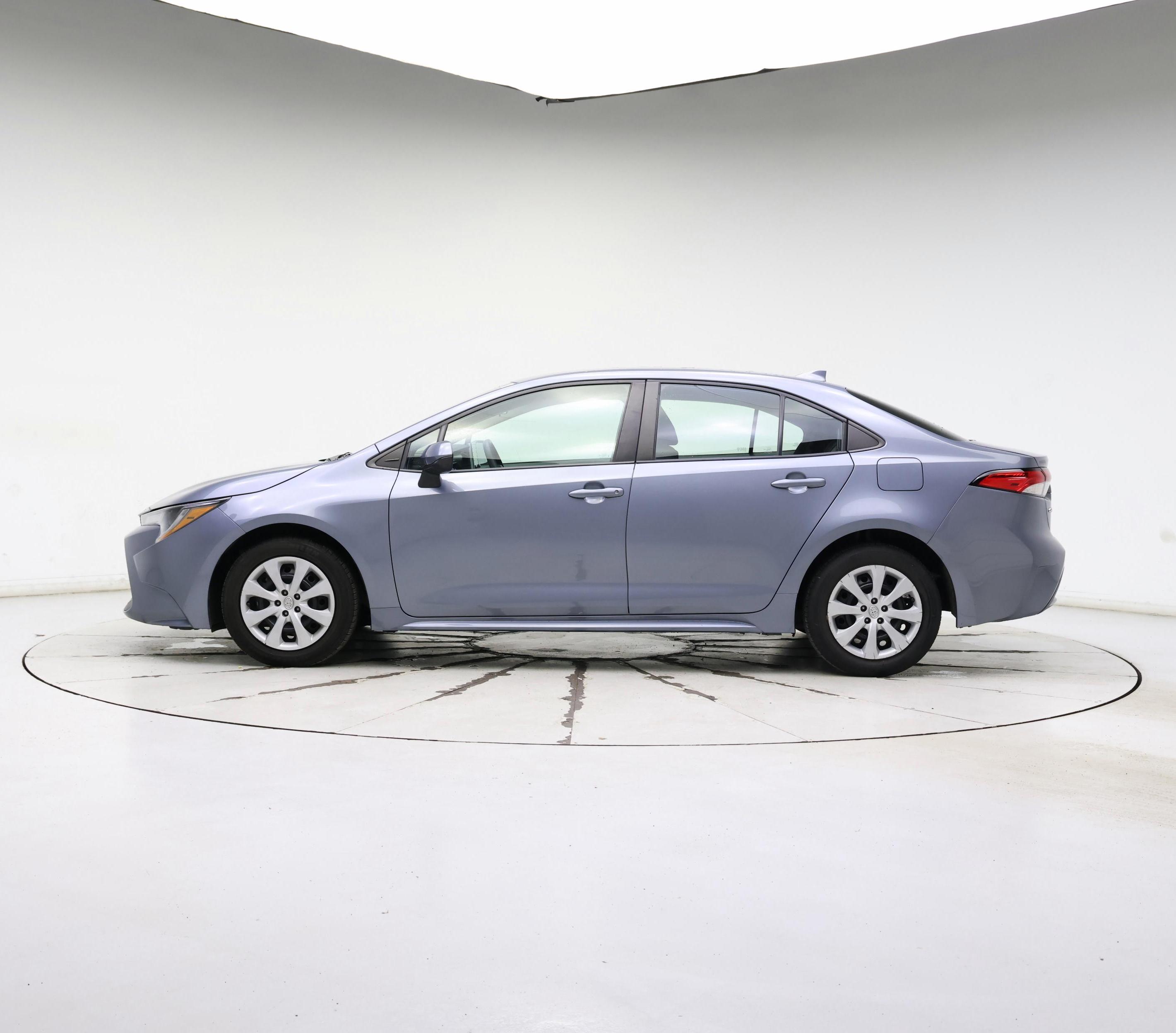 Thumbnail: 2021 Toyota Corolla - 3