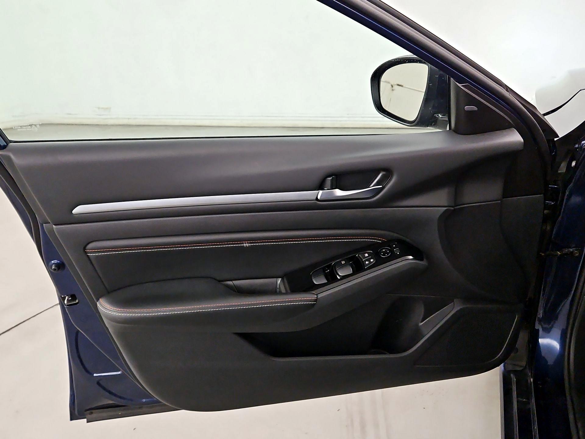 Thumbnail: 2023 Nissan Altima - 12