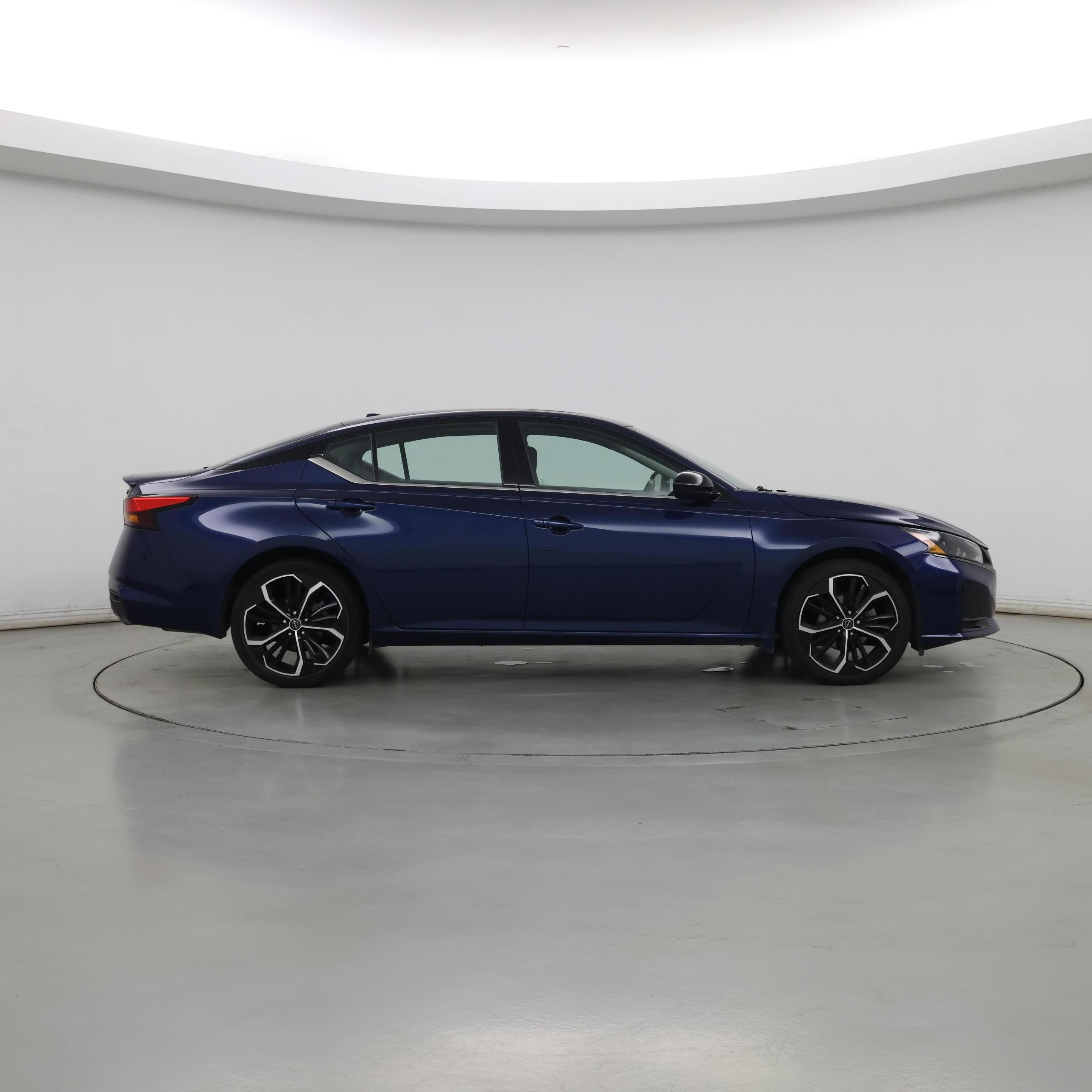 Thumbnail: 2023 Nissan Altima - 7