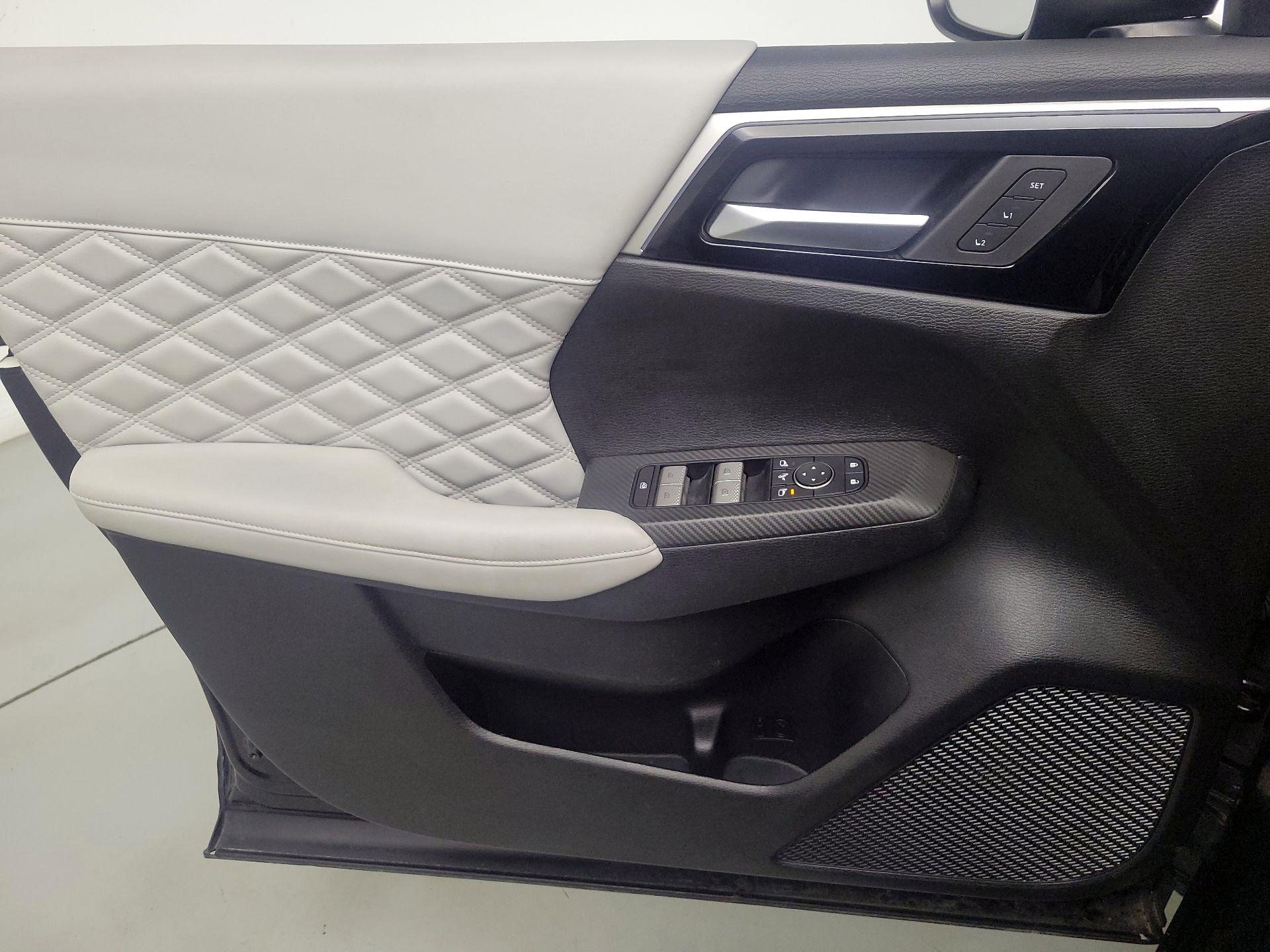 Thumbnail: 2023 Mitsubishi Outlander - 12