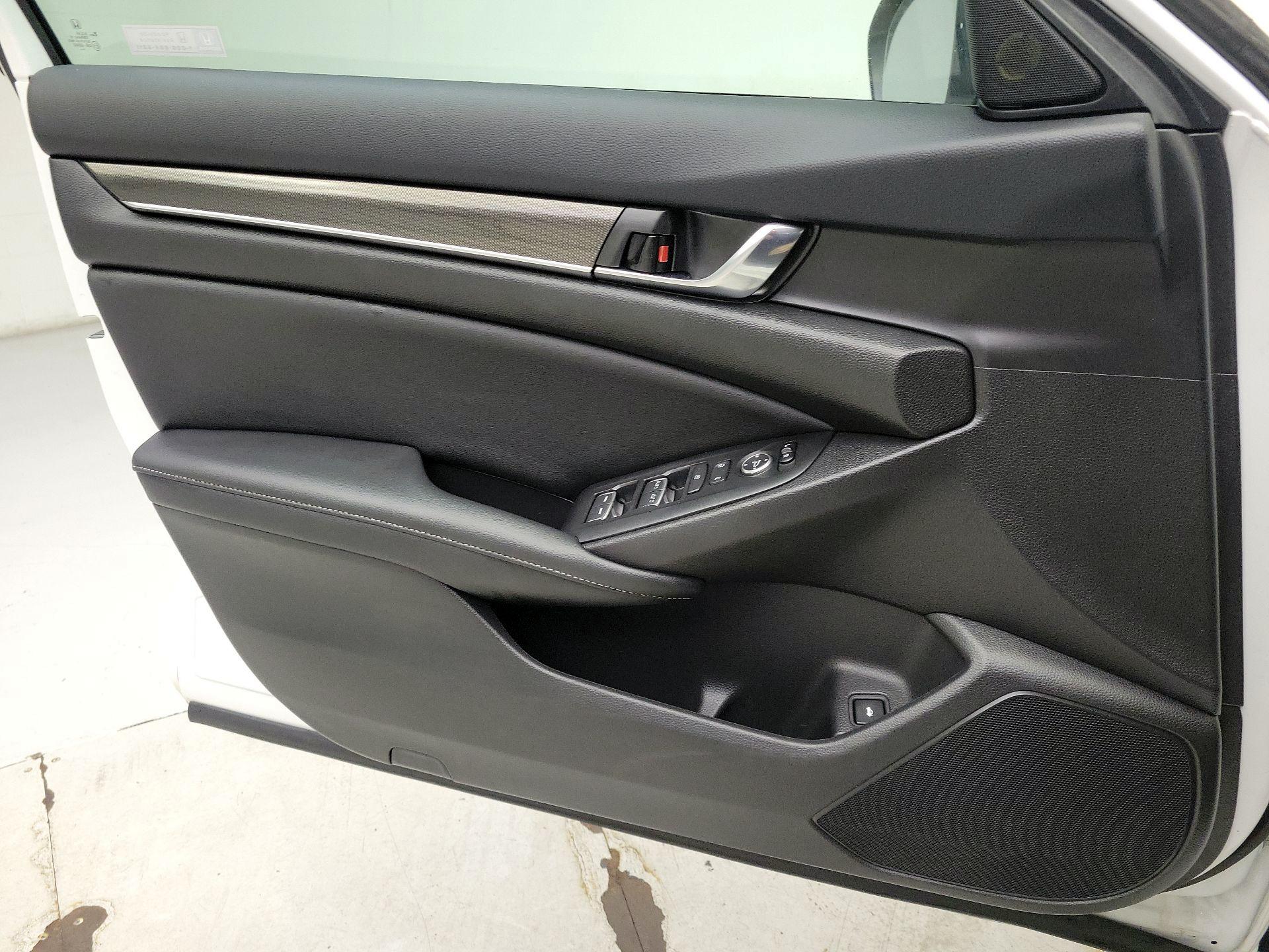 Thumbnail: 2021 Honda Accord - 12