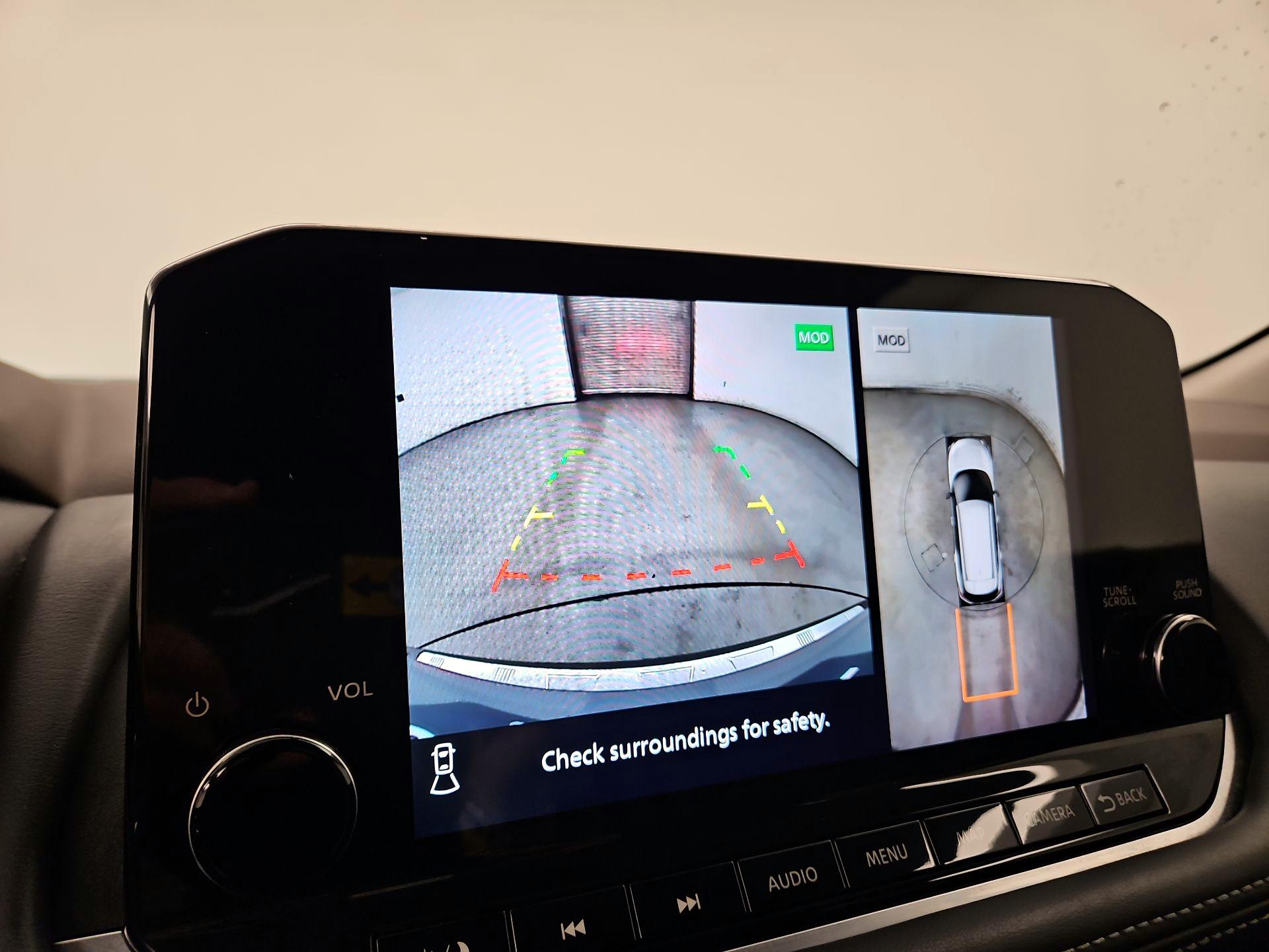 Thumbnail: 2022 Nissan Rogue - 15