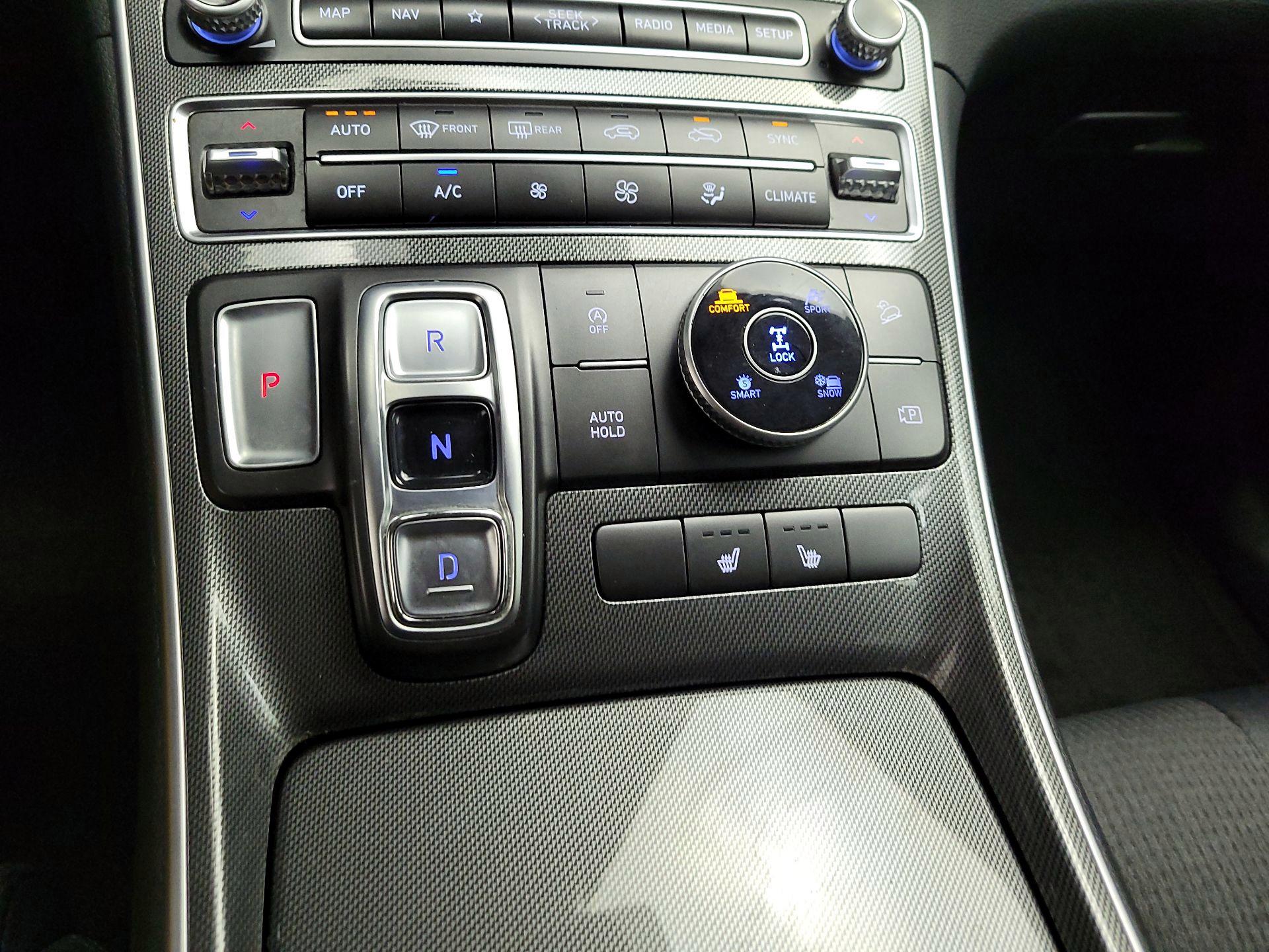 Thumbnail: 2023 Hyundai Santa Fe - 18