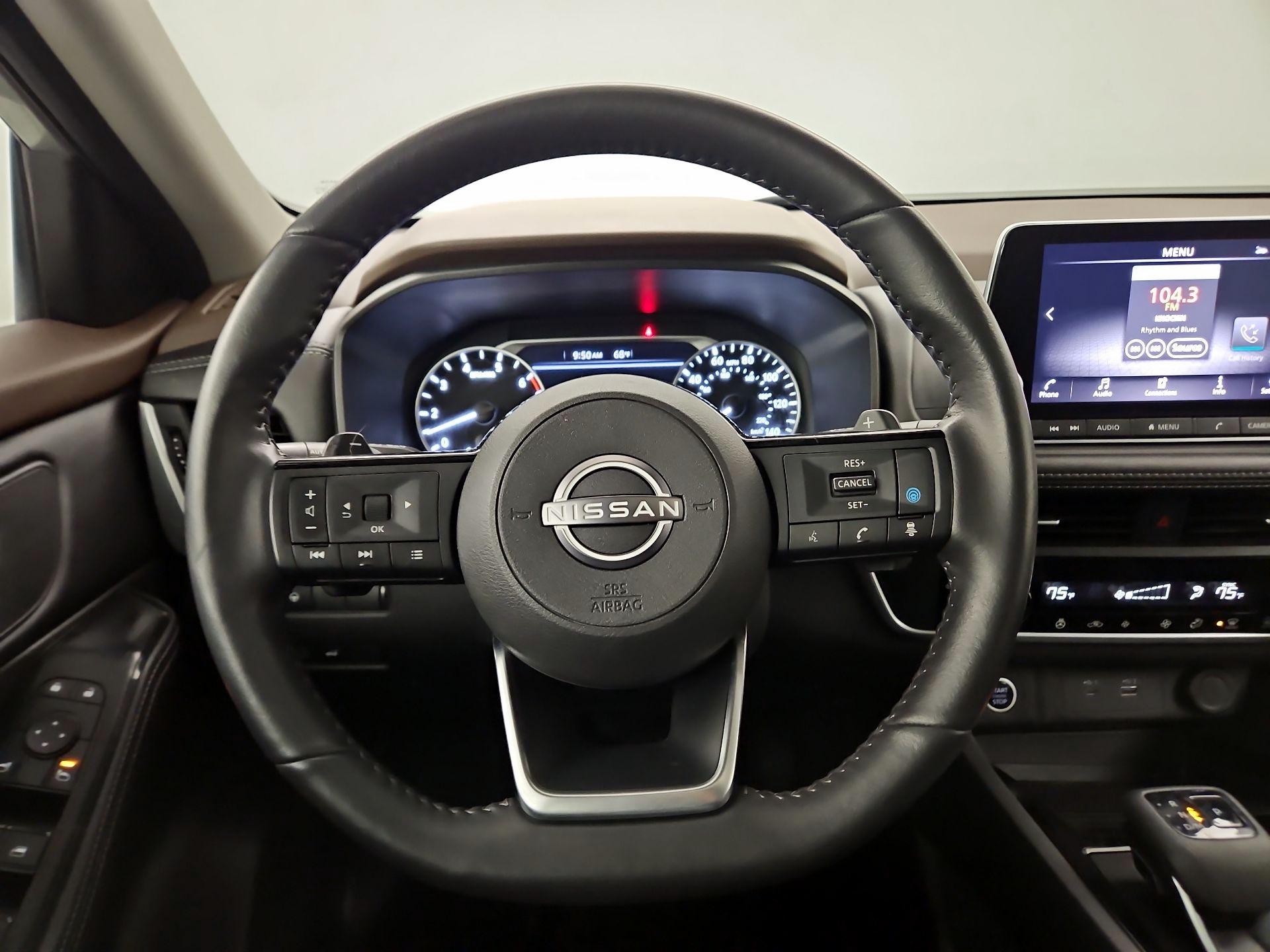 Thumbnail: 2023 Nissan Rogue - 10