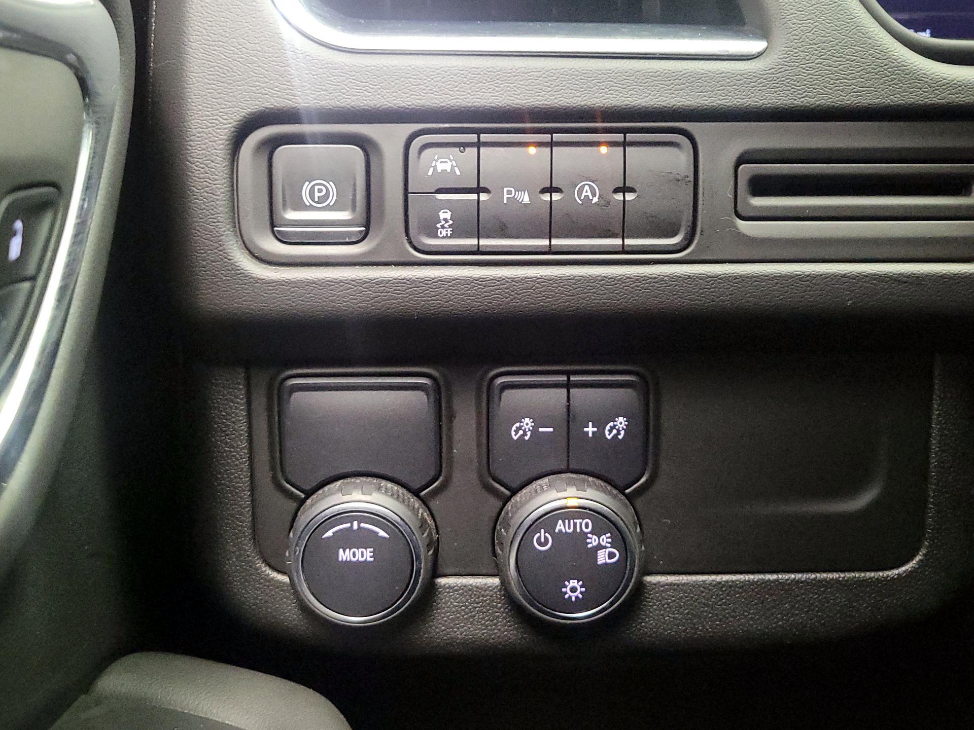 Thumbnail: 2023 Chevrolet Suburban - 13