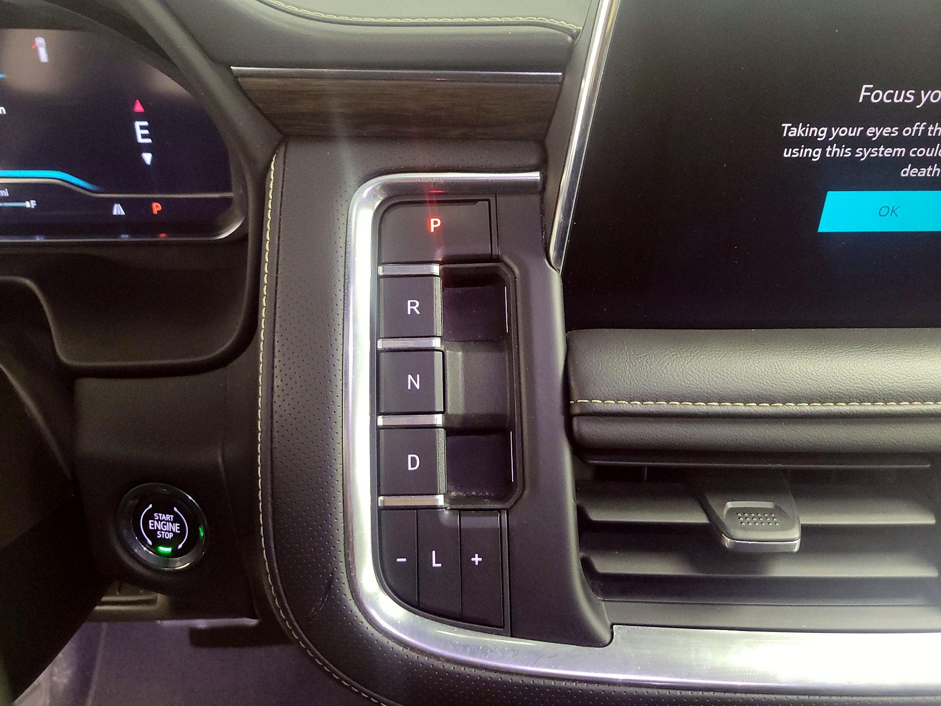 Thumbnail: 2023 Chevrolet Suburban - 17