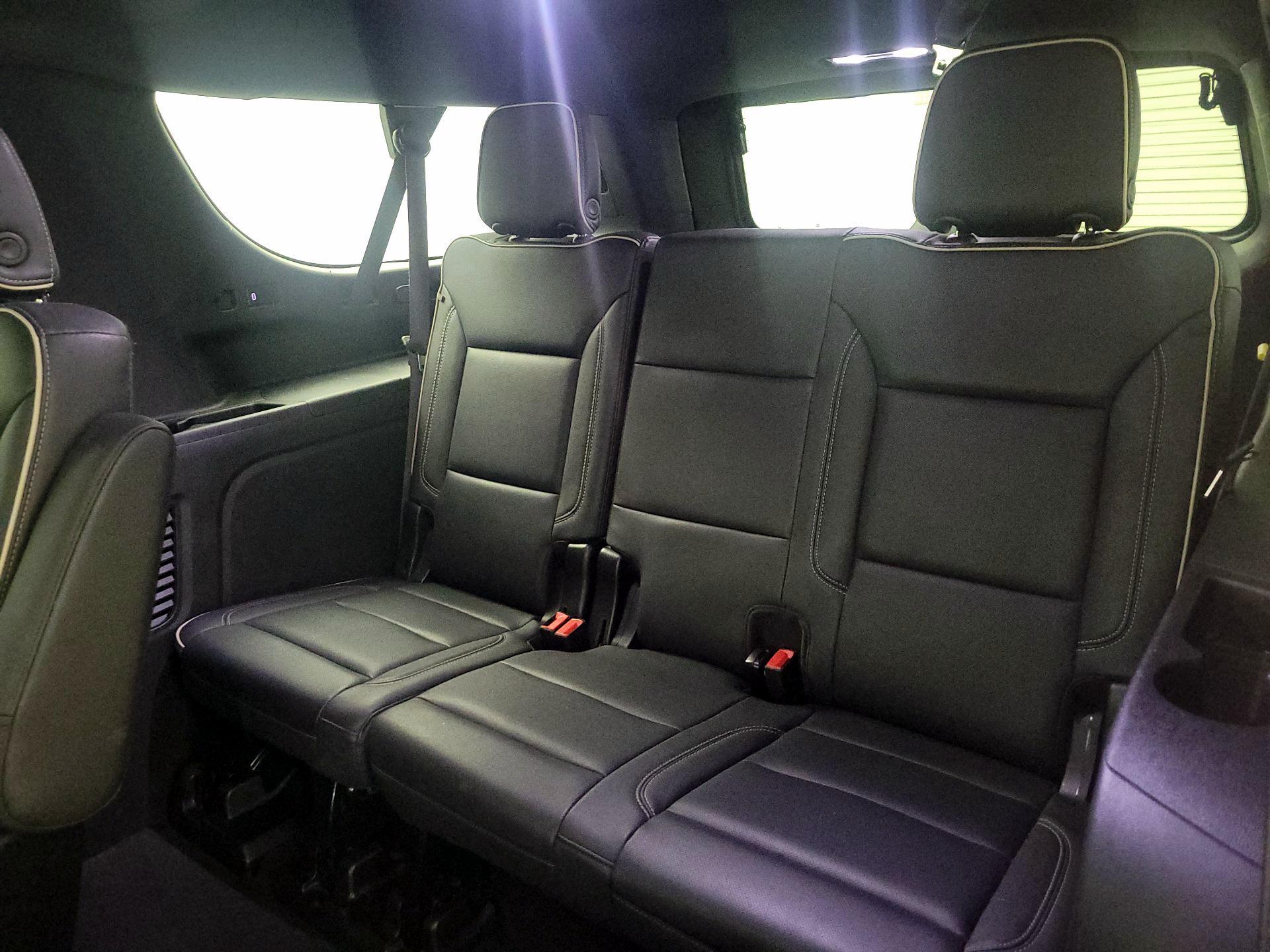 Thumbnail: 2023 Chevrolet Suburban - 19