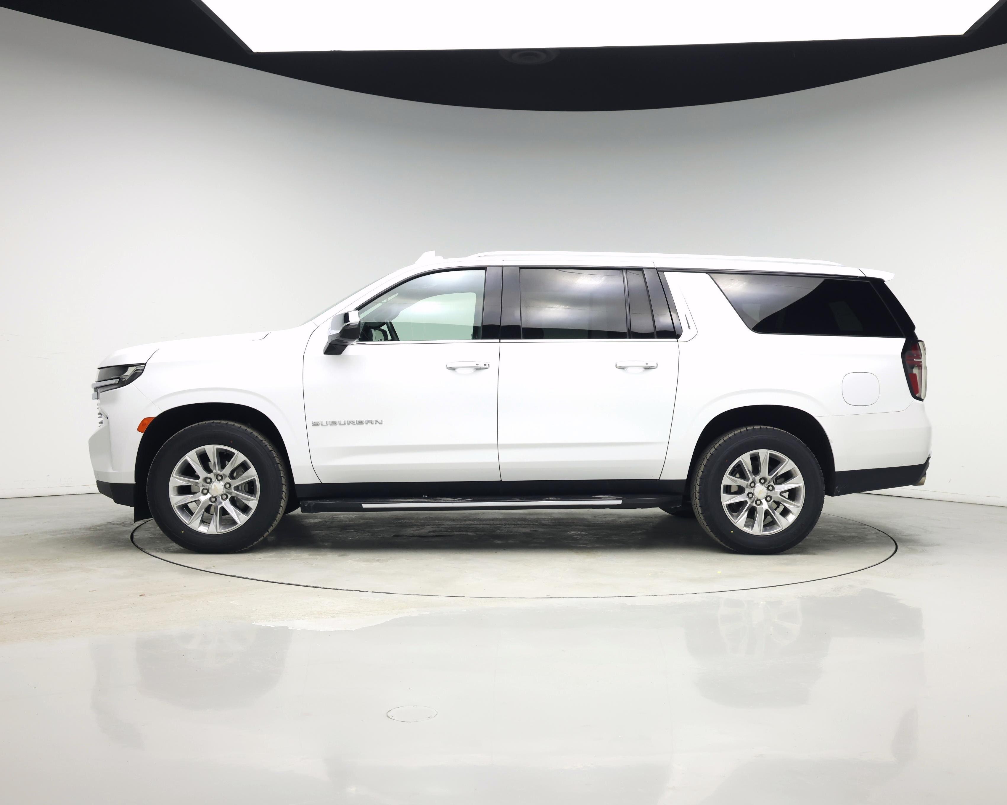 Thumbnail: 2023 Chevrolet Suburban - 3