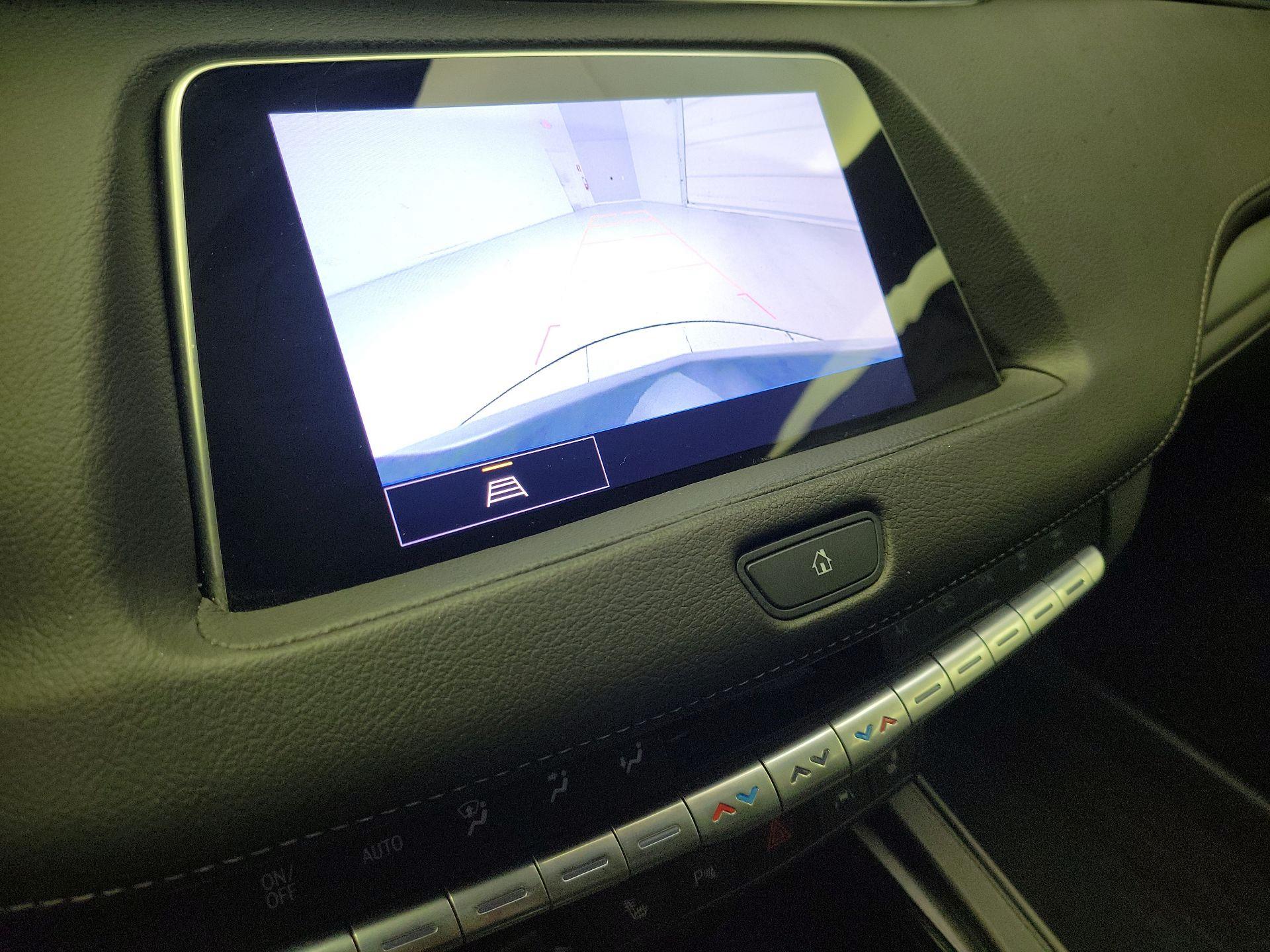 Thumbnail: 2023 Cadillac XT4 - 14