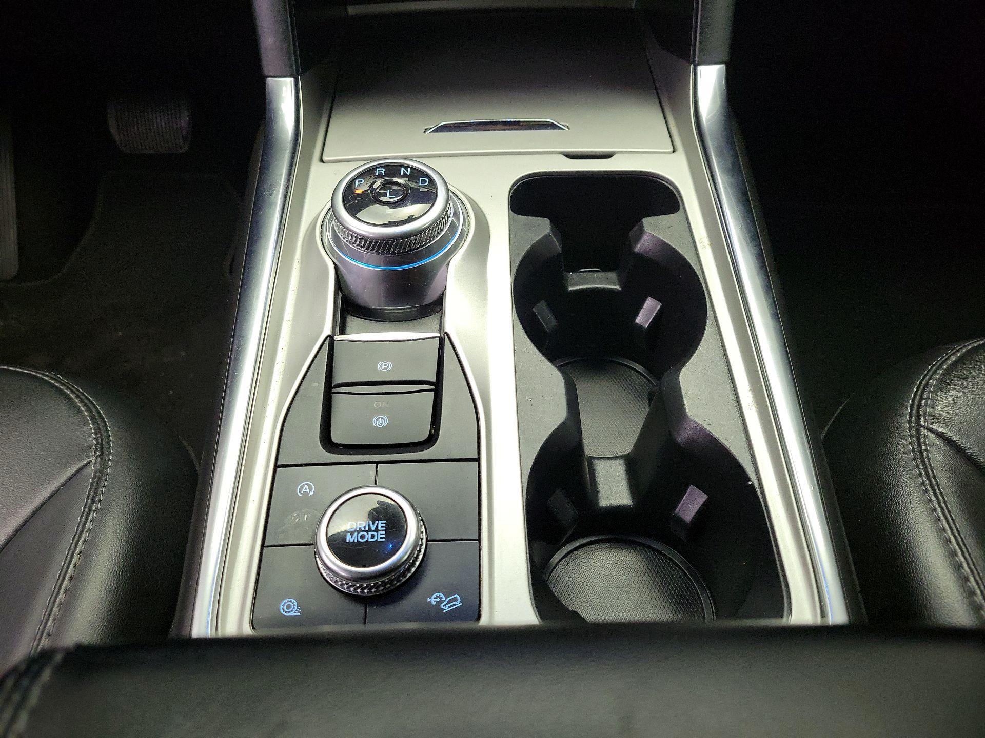 Thumbnail: 2022 Ford Explorer - 18