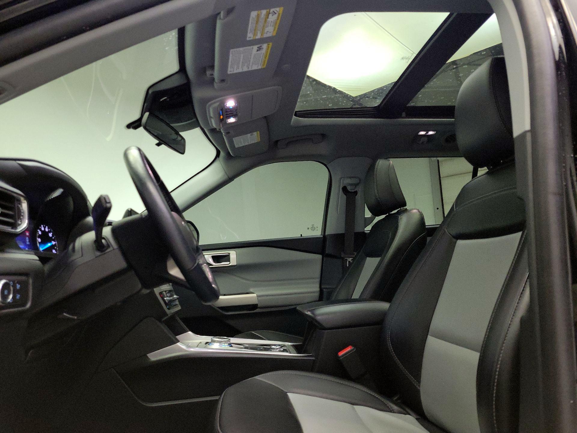 Thumbnail: 2022 Ford Explorer - 20