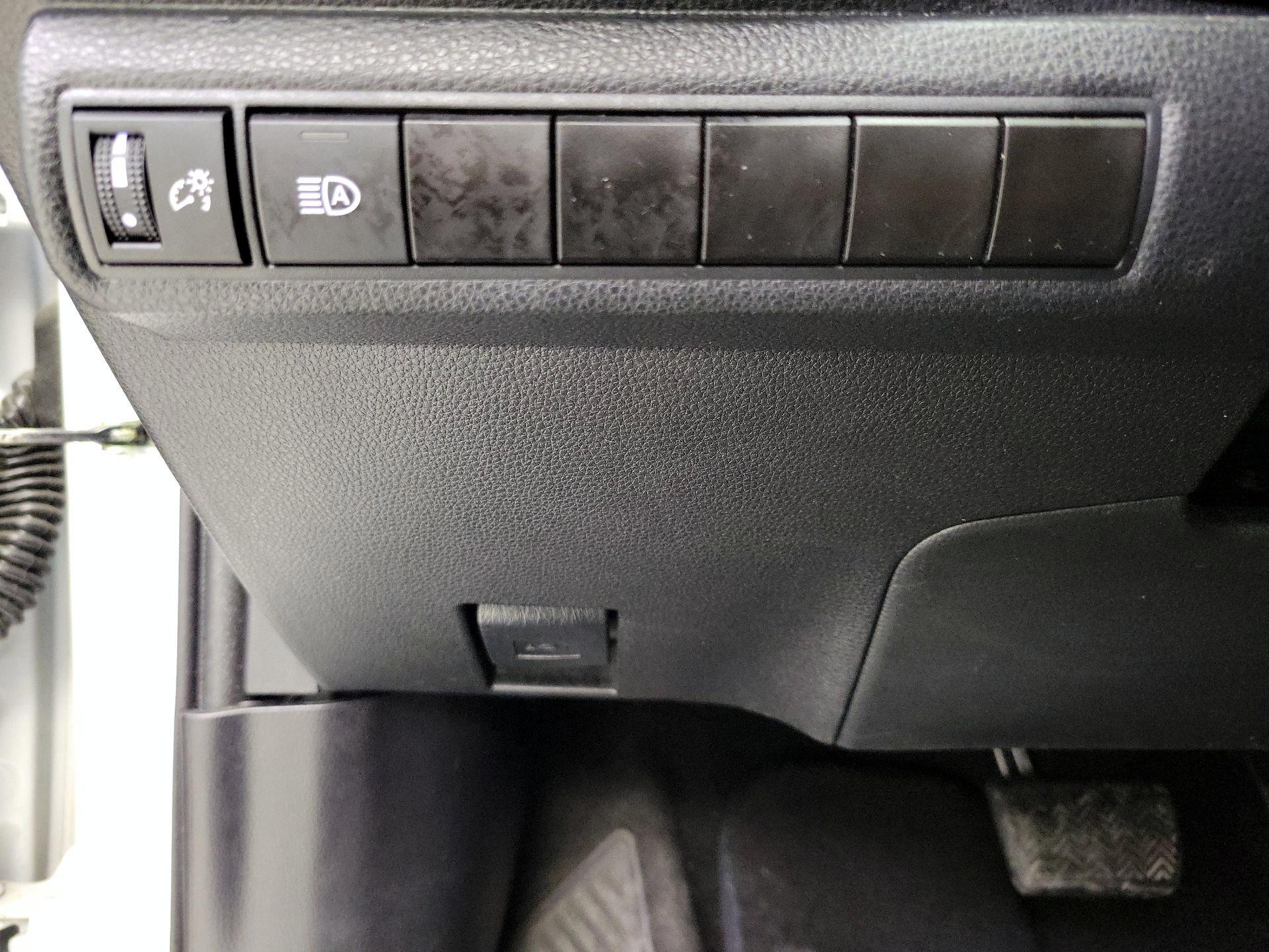 Thumbnail: 2024 Toyota Corolla - 13